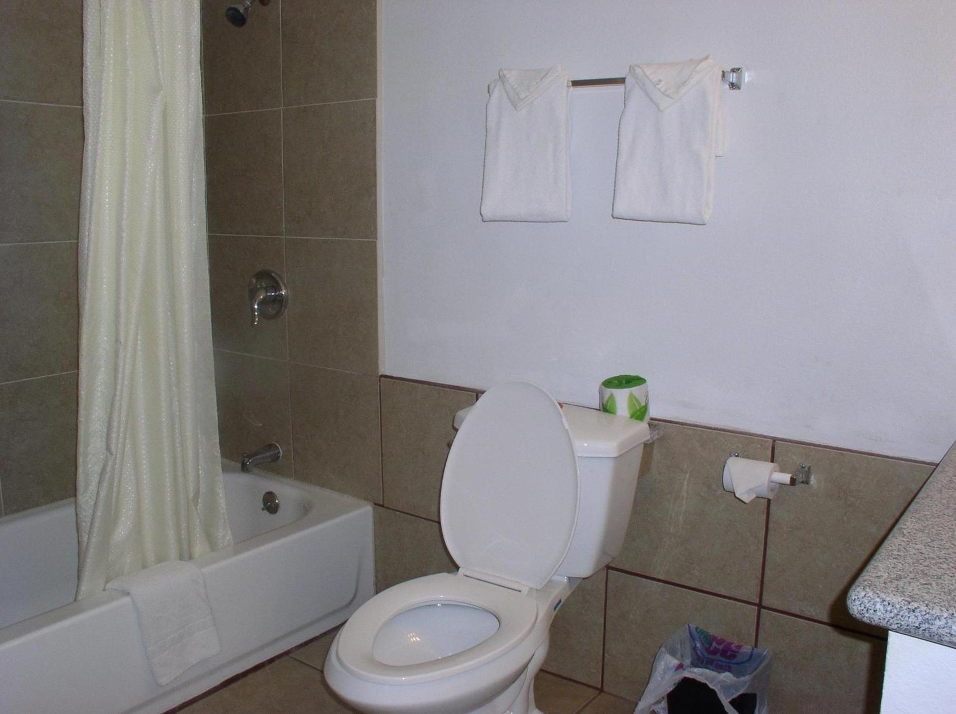 American Executive Inn Mesa photo 17
