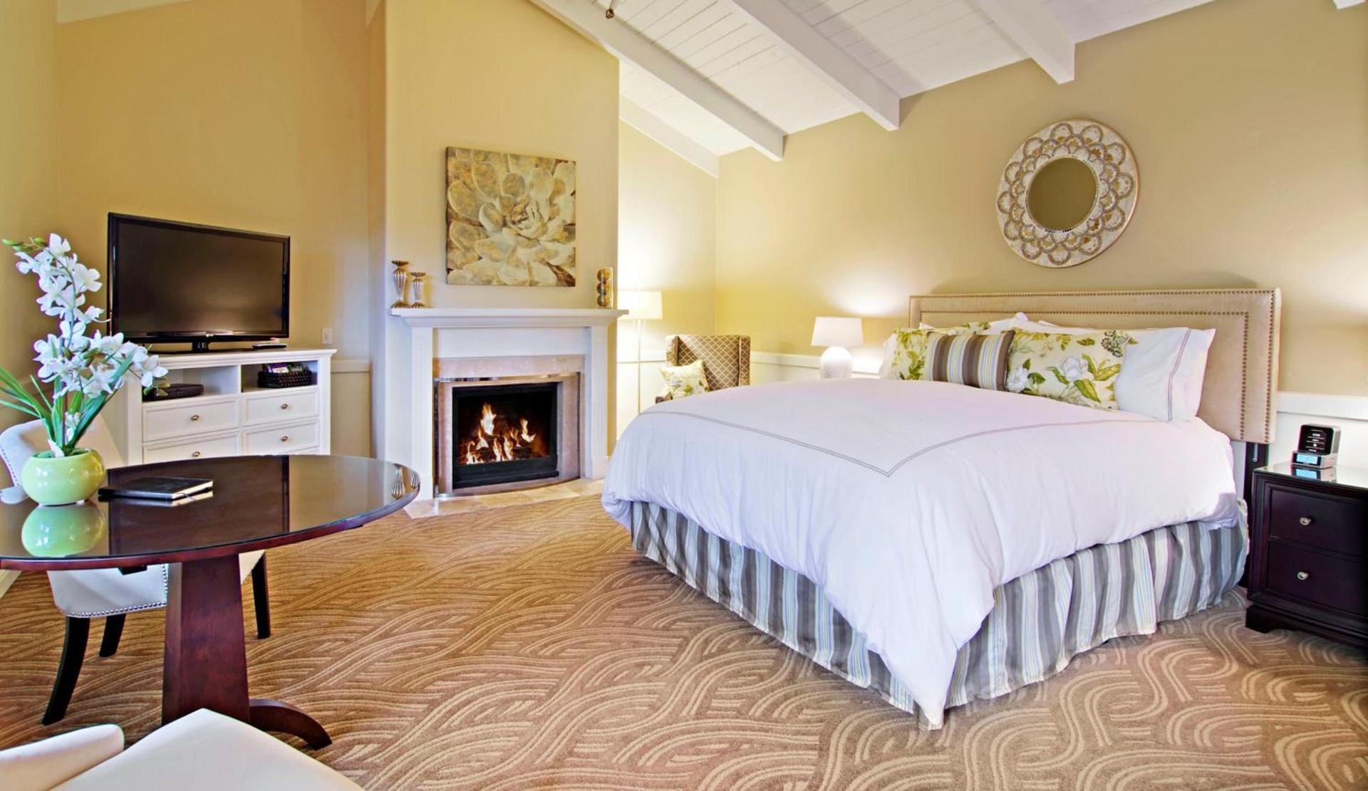 Carriage House Inn photo 6