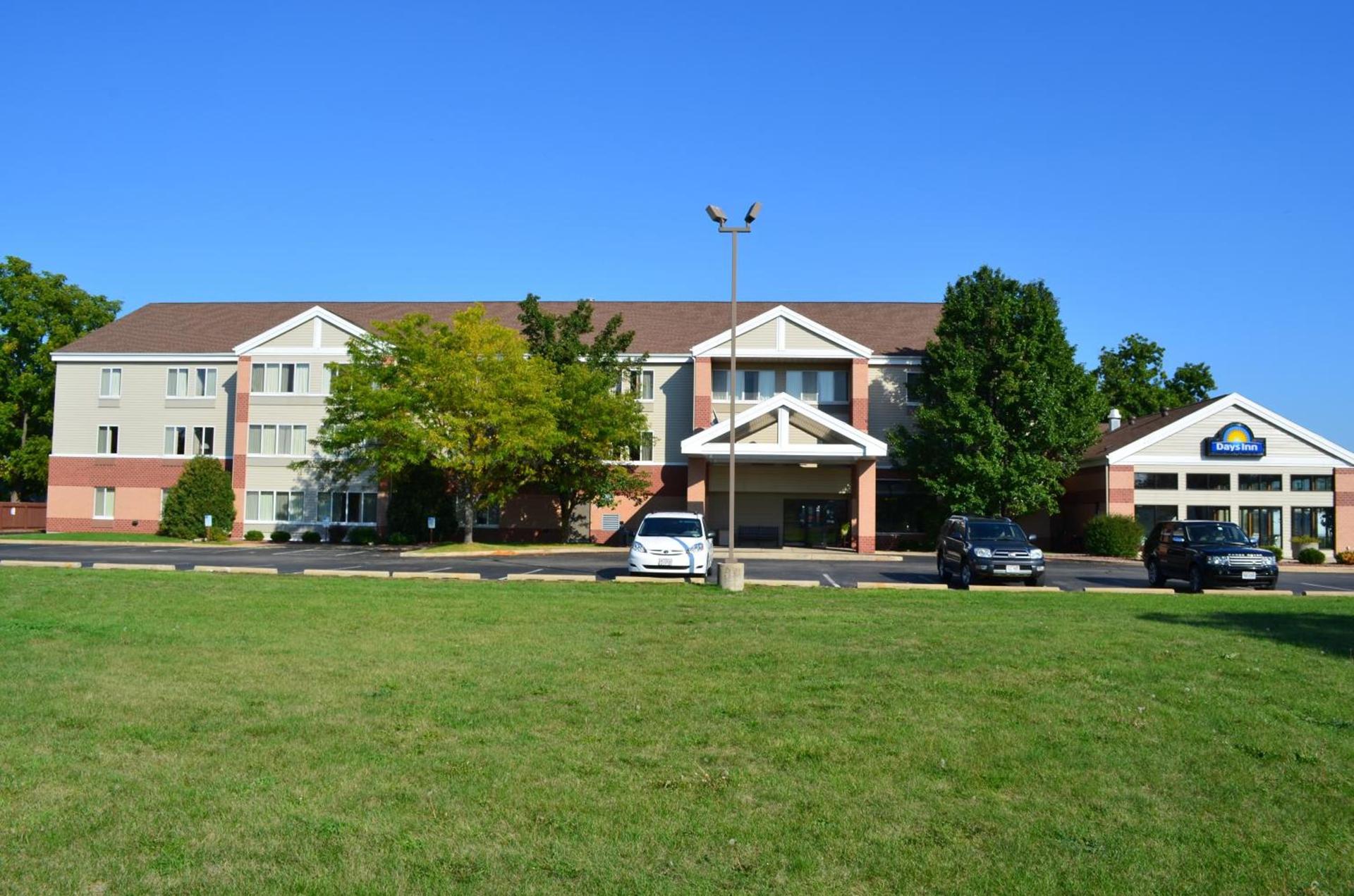 Days Inn & Suites by Wyndham Madison photo 35