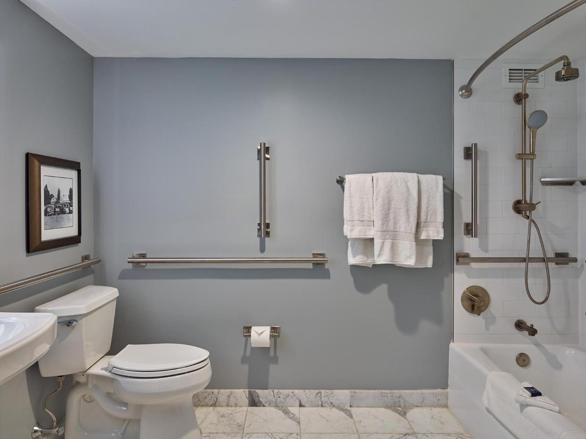Seaview Hotel photo 34