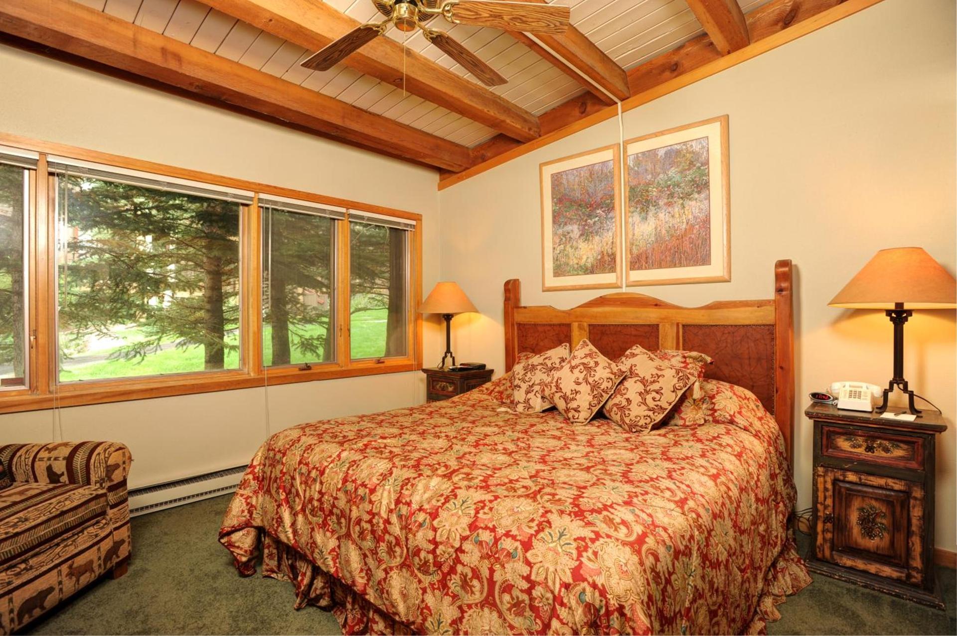 Evergreen Condominiums by Vail Resorts photo 16