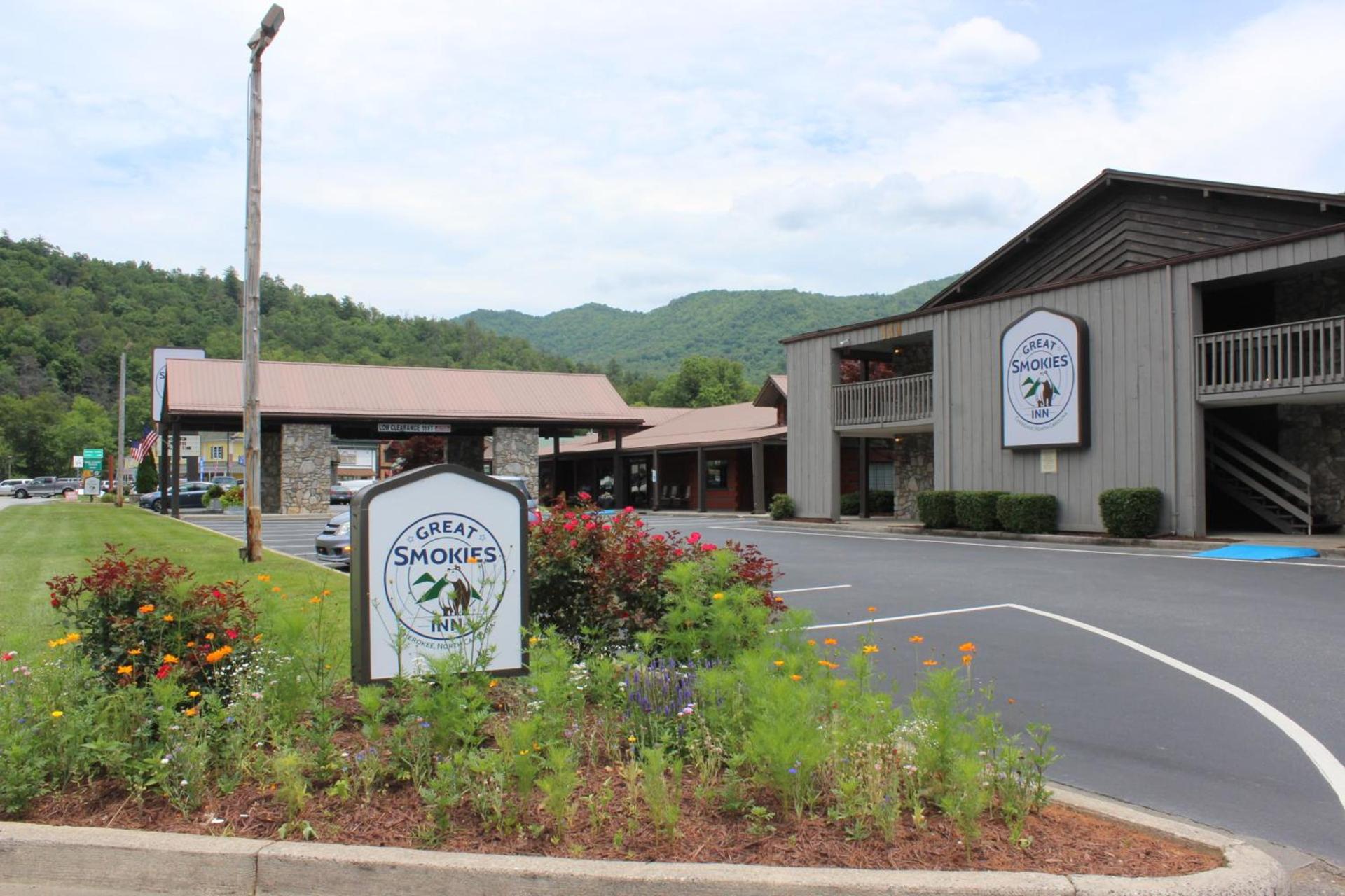Great Smokies Inn - Cherokee photo 3