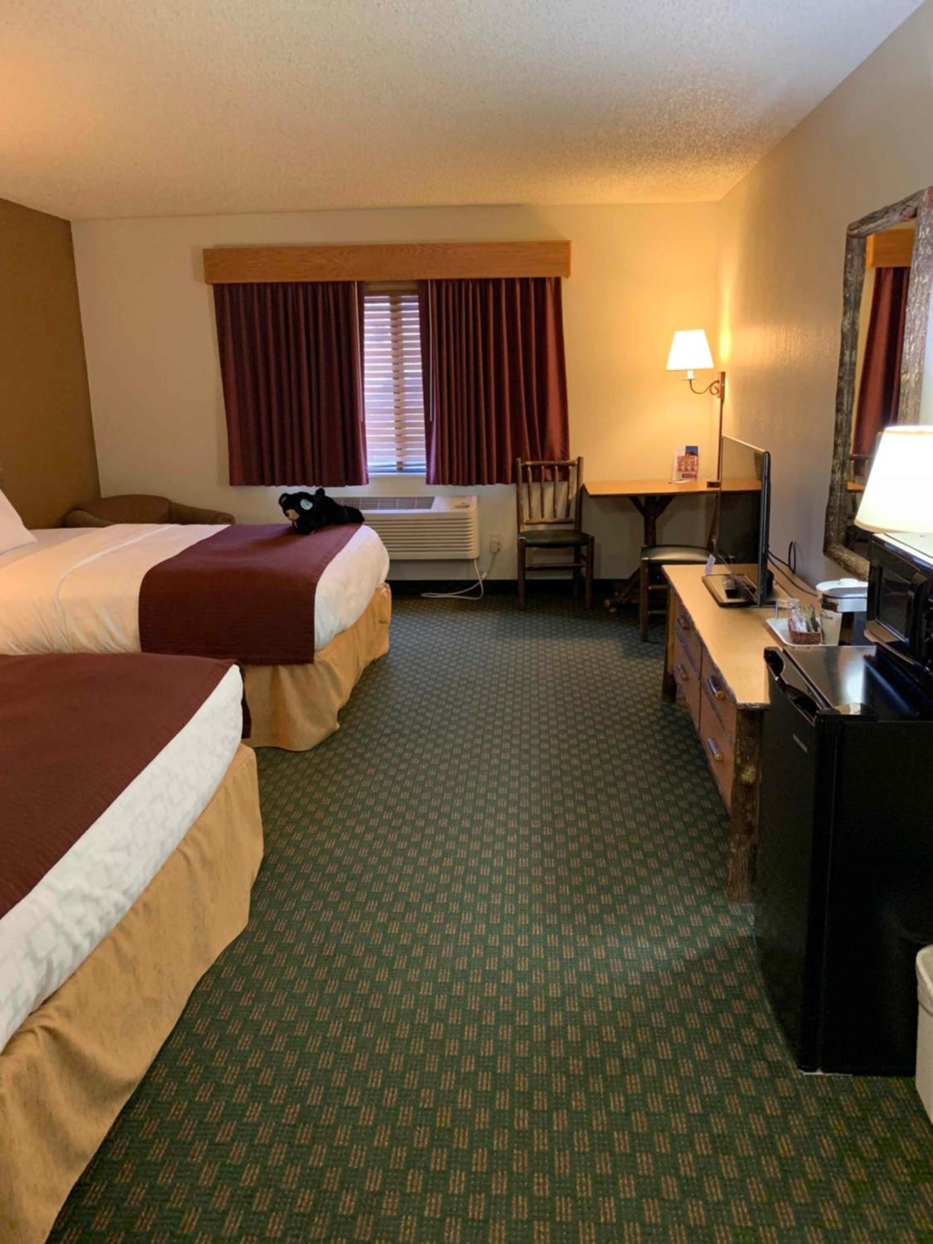 AmericInn by Wyndham Cody photo 27