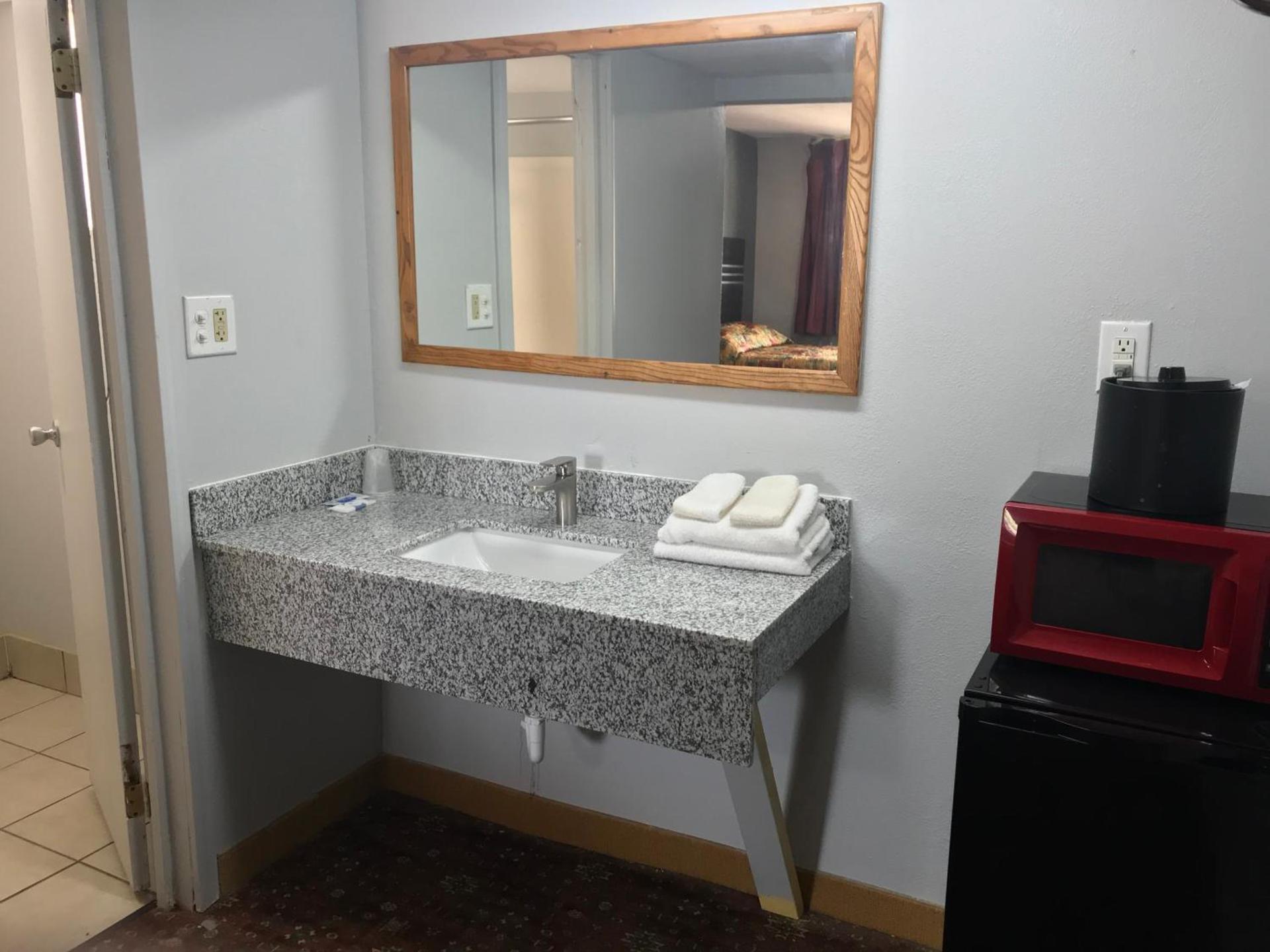 Guest Inn photo 23