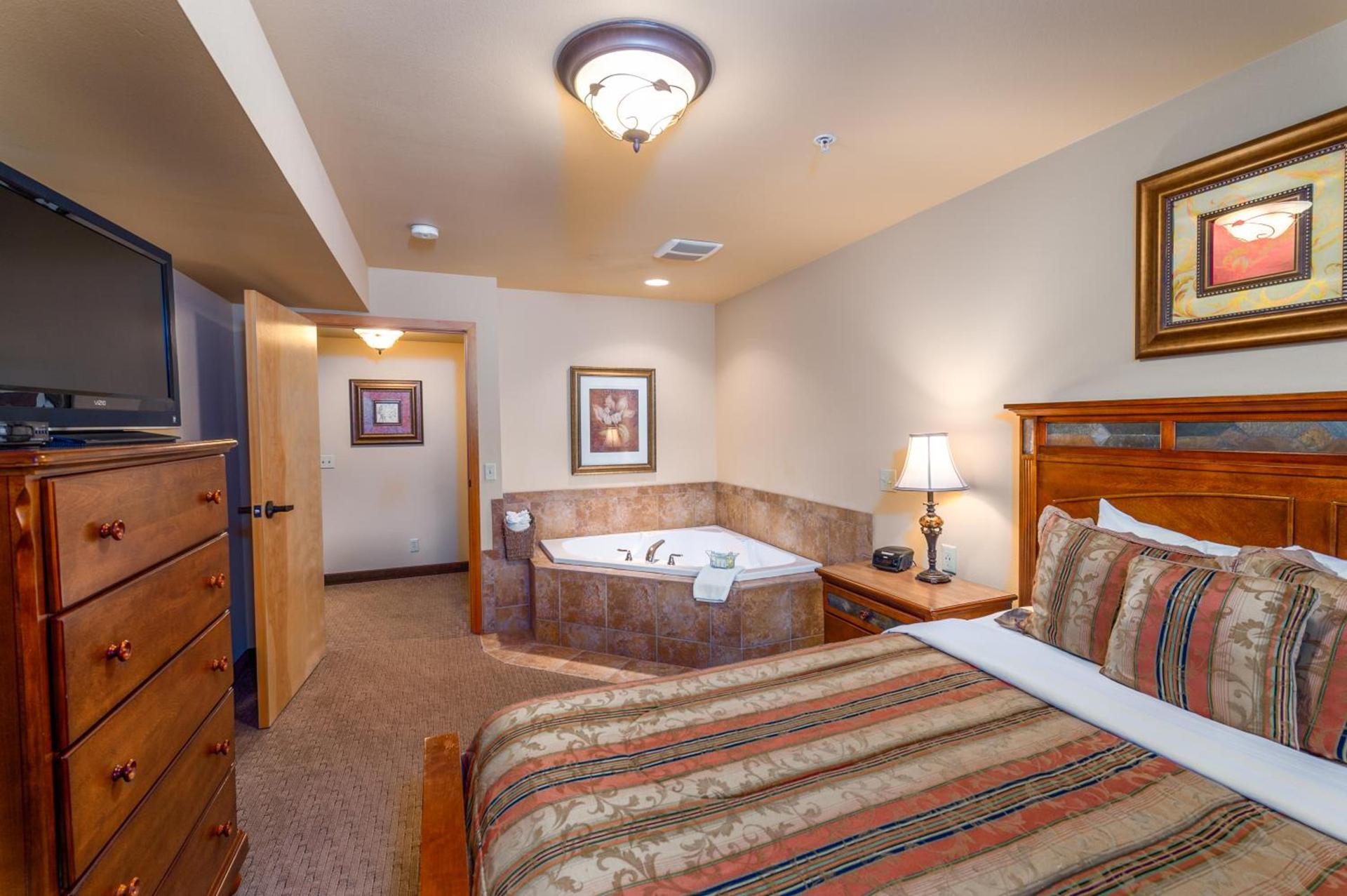 Icicle Village Resort photo 40