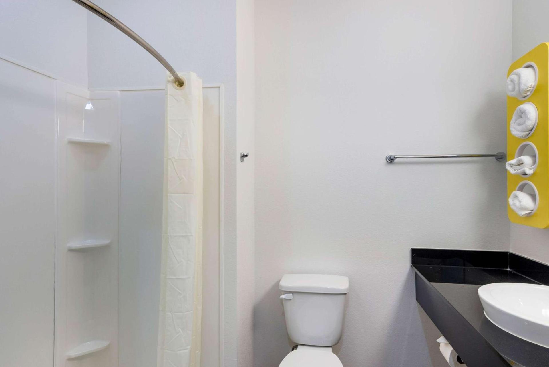 Motel 6-Channelview, TX photo 20