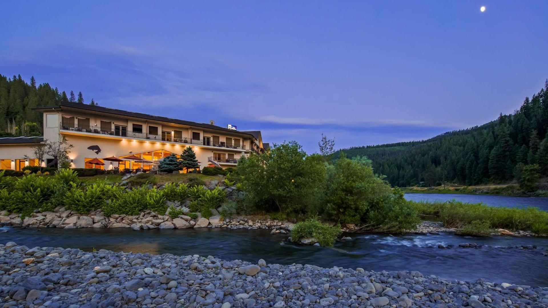 Best Western Lodge at River's Edge photo 5
