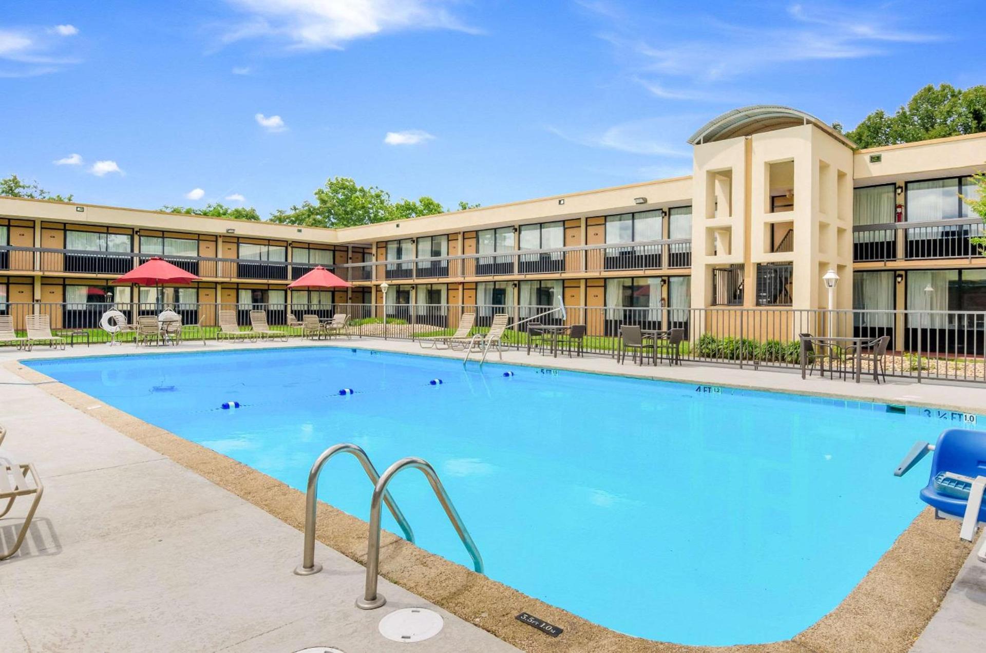 Quality Inn Roanoke Airport photo 19