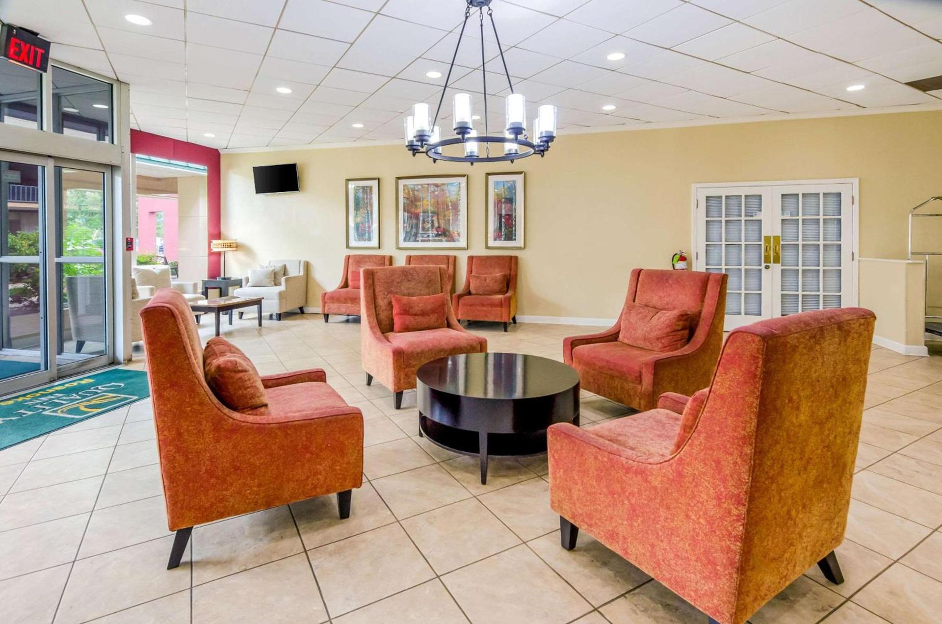 Quality Inn Roanoke Airport photo 10