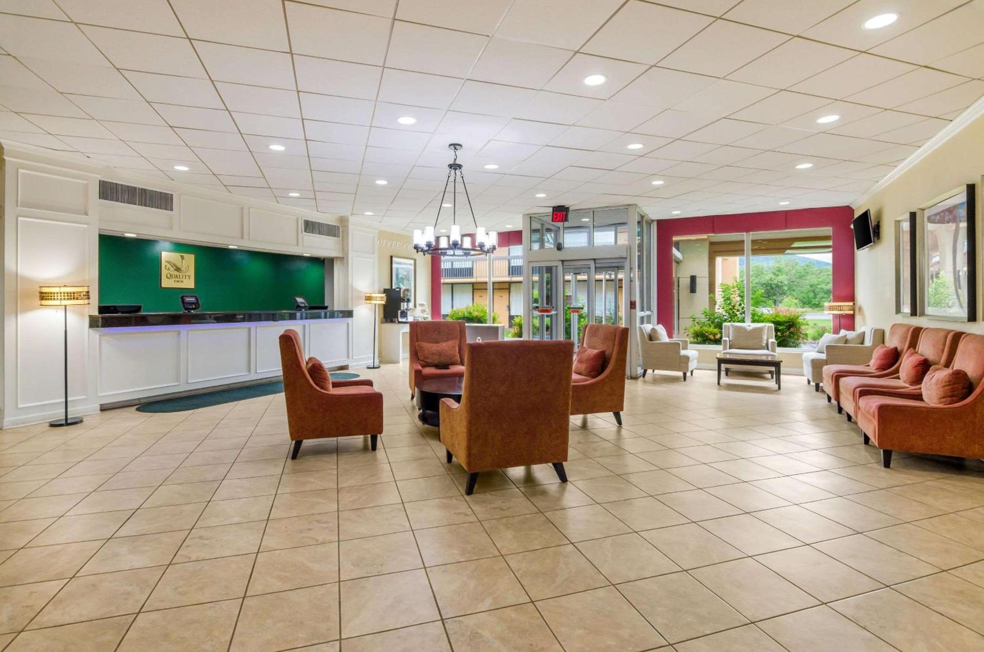 Quality Inn Roanoke Airport photo 6
