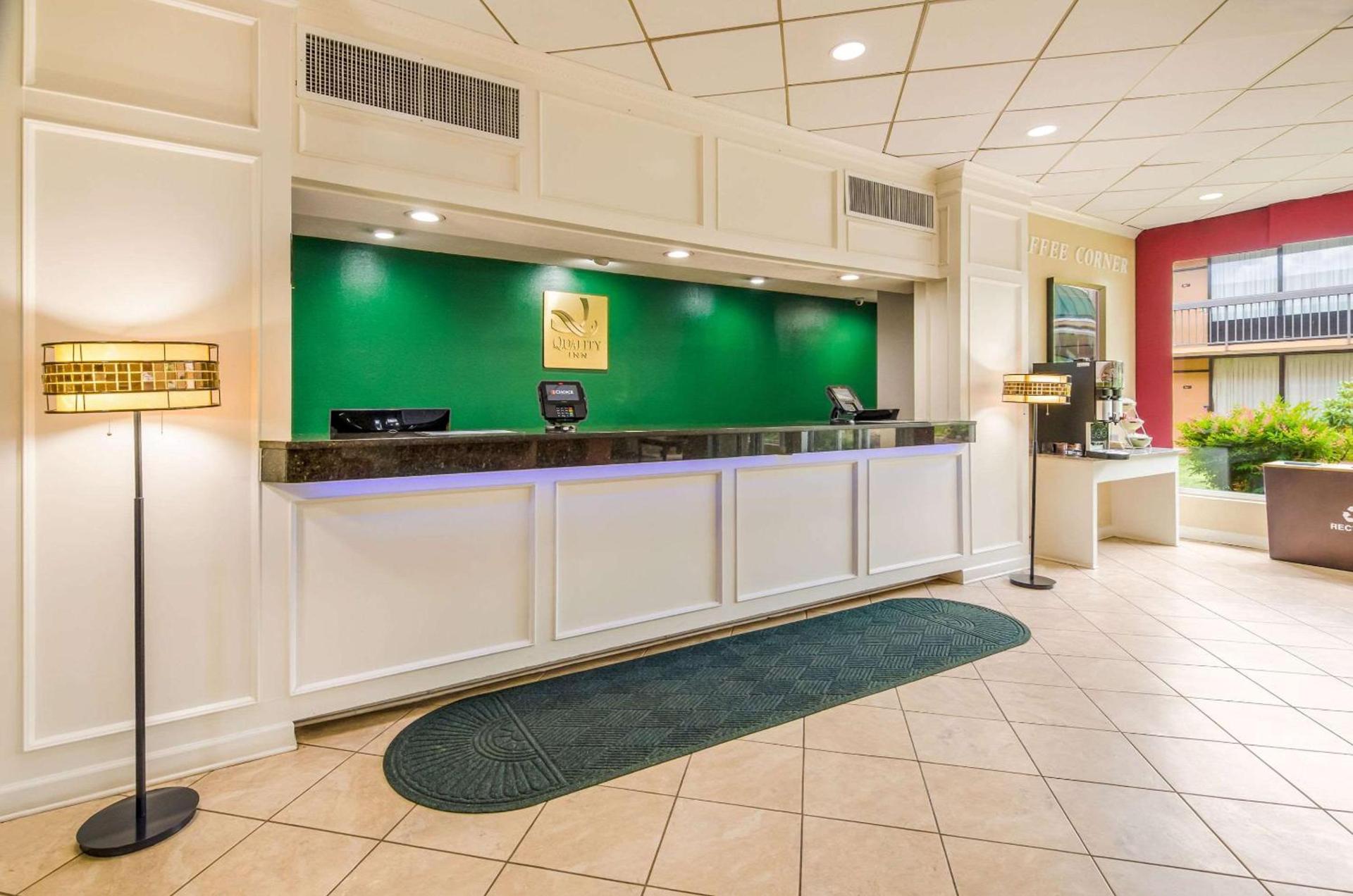 Quality Inn Roanoke Airport photo 8