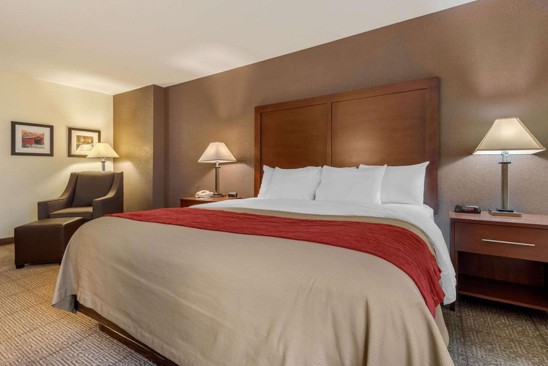 Comfort Inn Warren I-69 photo 17