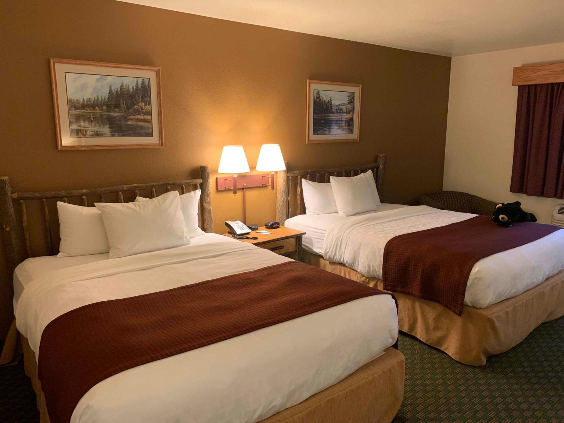 AmericInn by Wyndham Cody photo 22