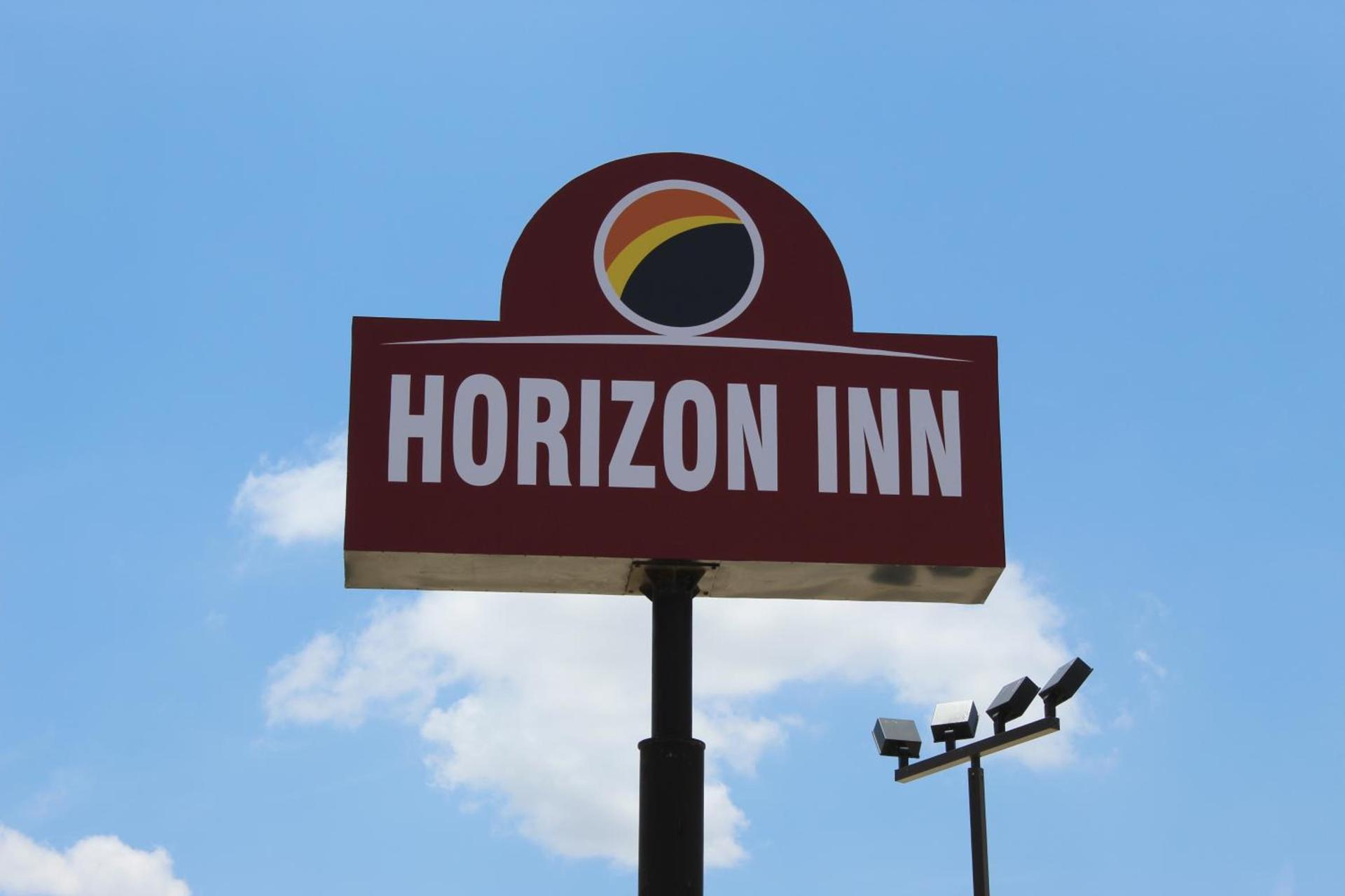 Horizon Inn & Suites photo 19
