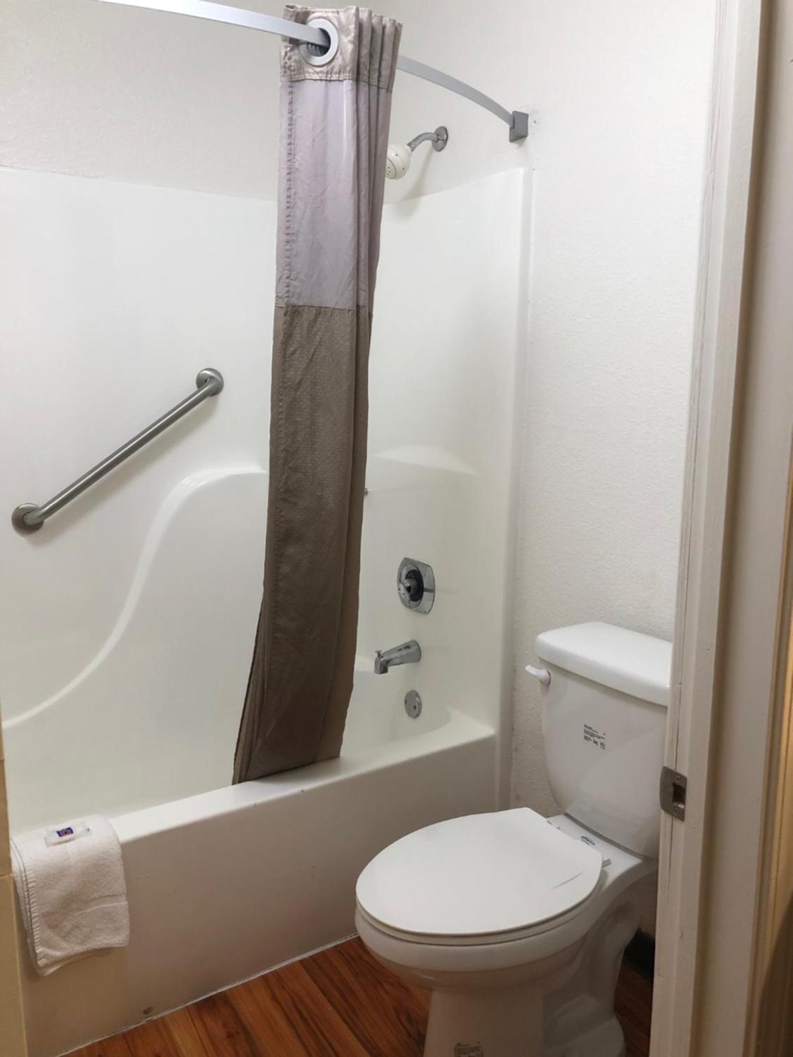 Motel 6-Nashville, TN - Airport photo 25