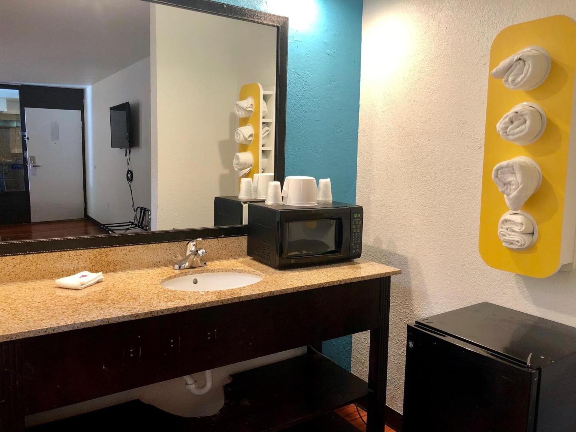 Motel 6-Nashville, TN - Airport photo 24