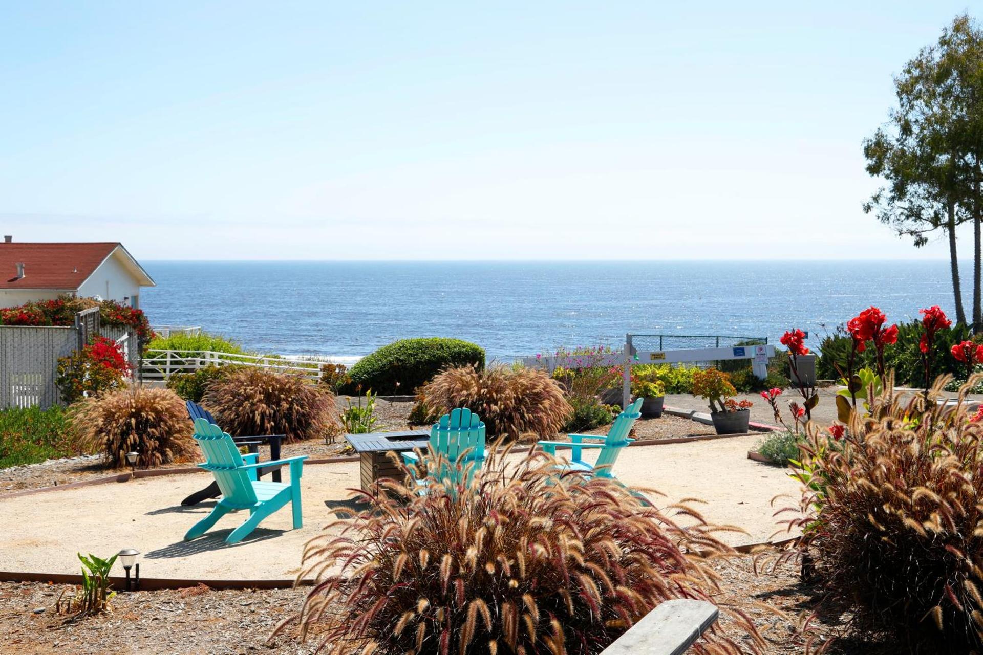 Tides Oceanview Inn and Cottages photo 21
