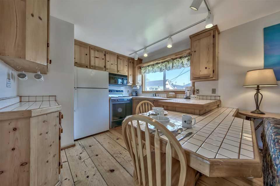 Silver Maple Inn photo 2