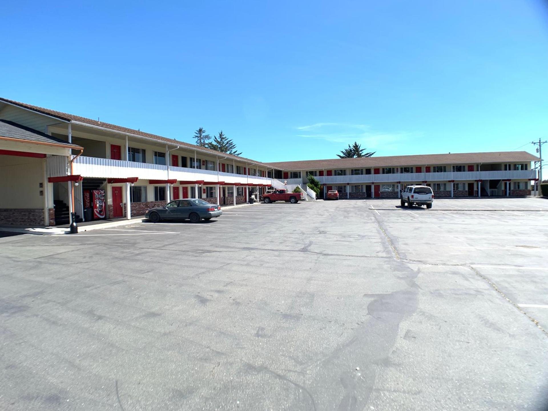 Brookings Inn Resort — hotel in Brookings