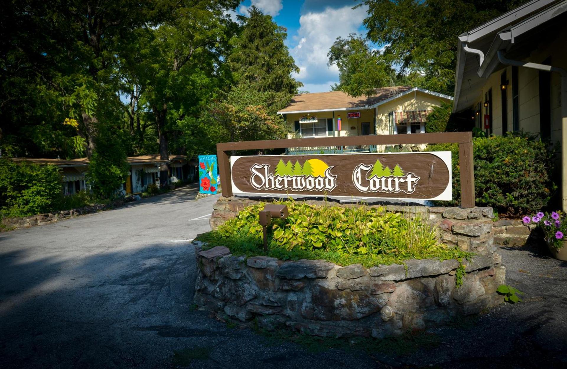 Sherwood Court Cottages & Guest Rooms photo 1