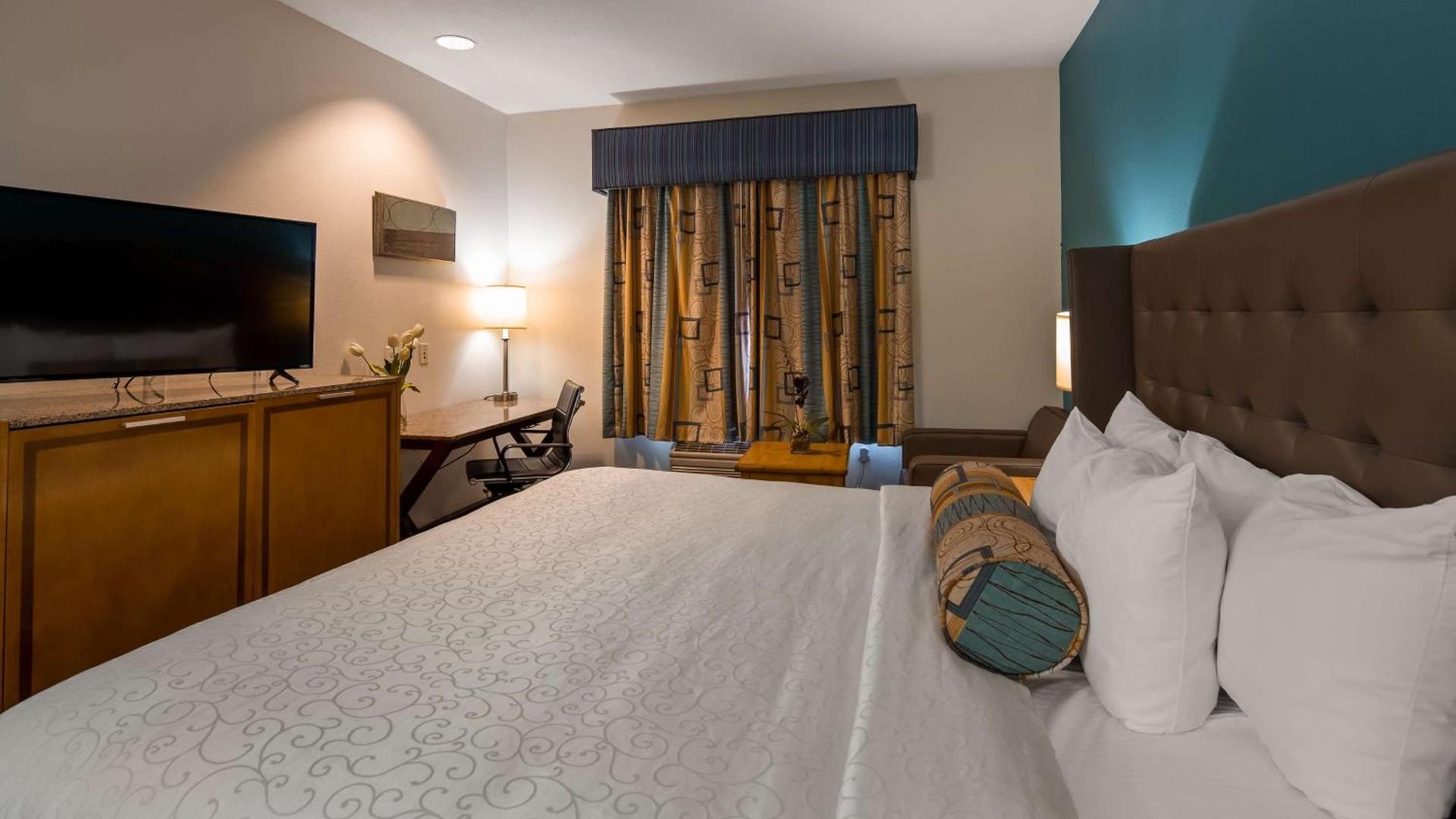Best Western Plus Liberty Lake Inn photo 20