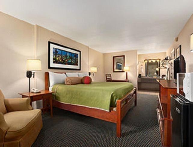 Travelodge by Wyndham New Orleans Harvey Hotel photo 9
