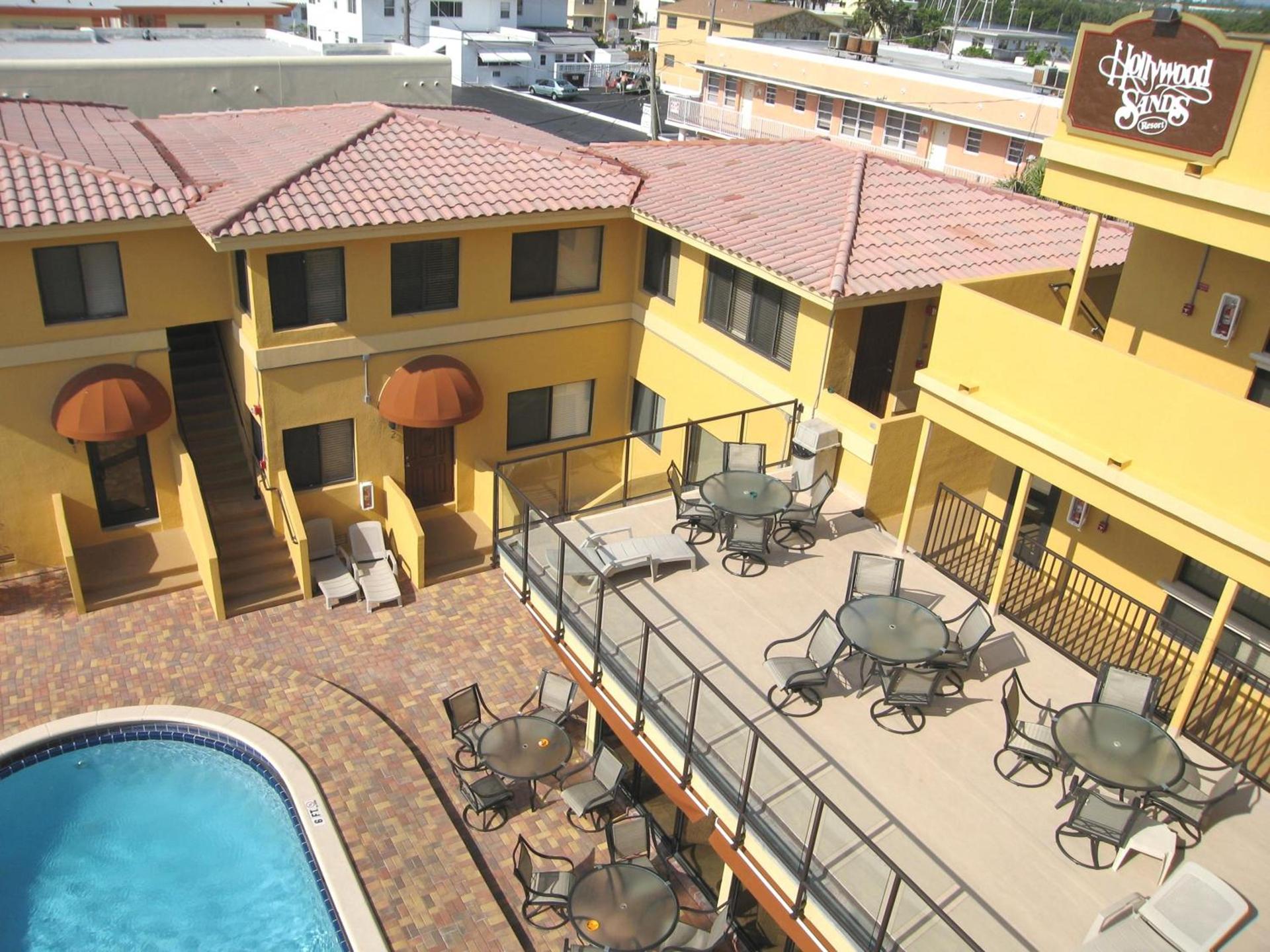 Hollywood Sands Resort photo 6