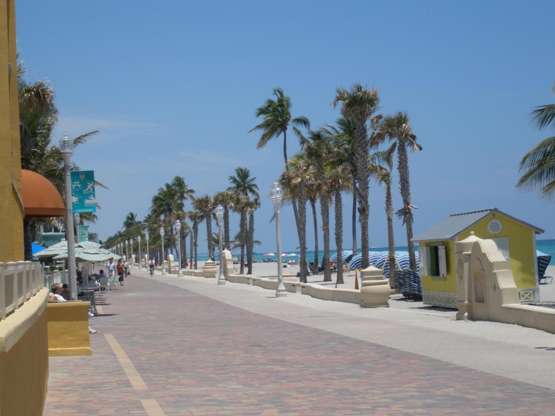 Hollywood Sands Resort photo 4