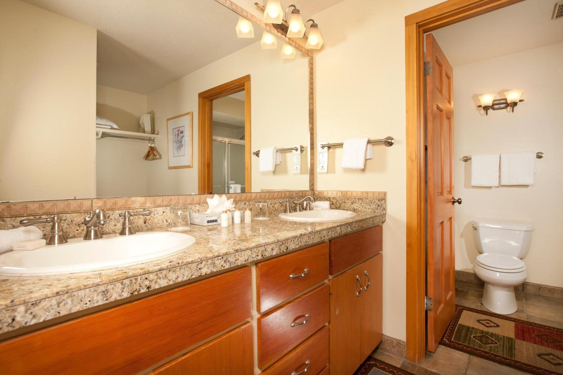 Evergreen Condominiums by Vail Resorts photo 26