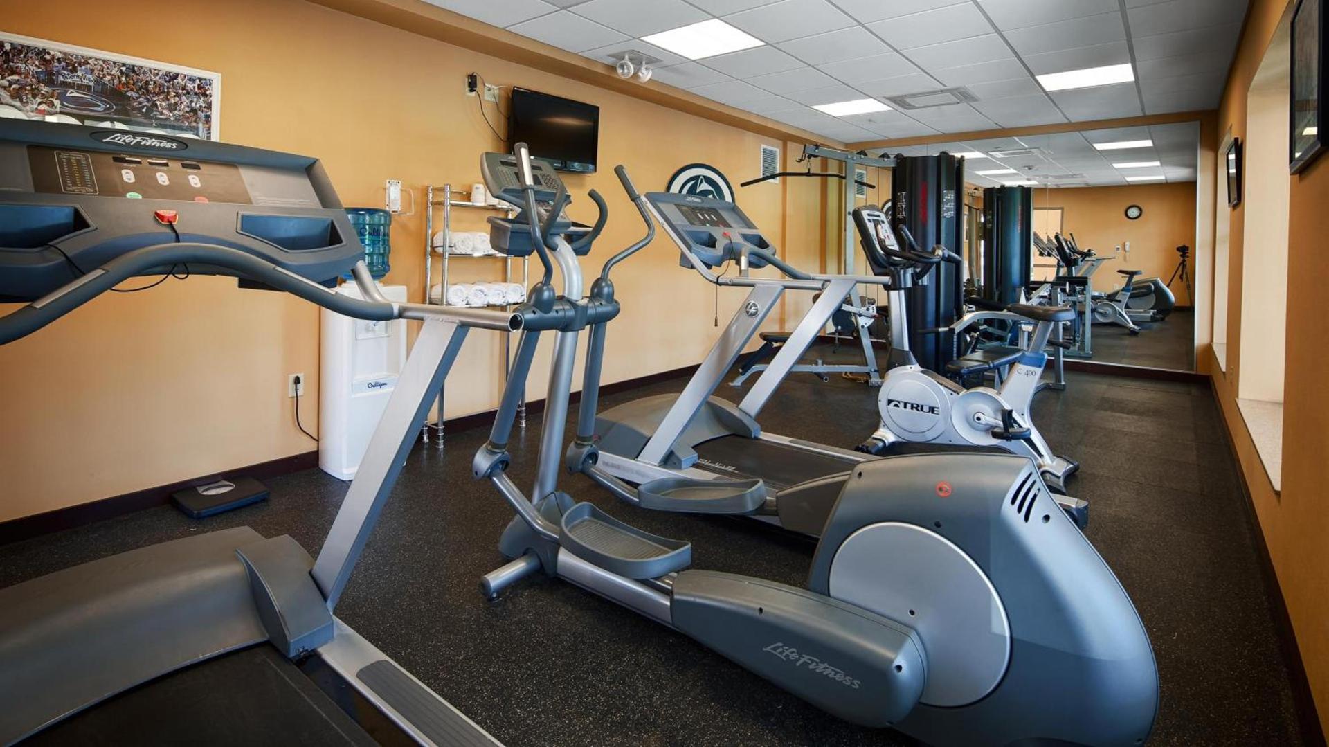 Best Western PLUS University Park Inn & Suites photo 35