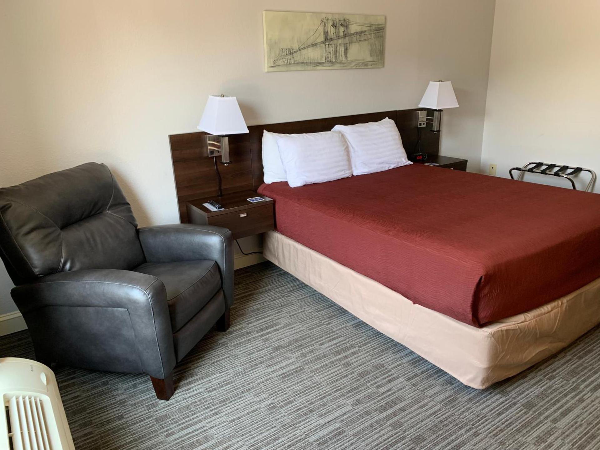 McCoy's Inn photo 80