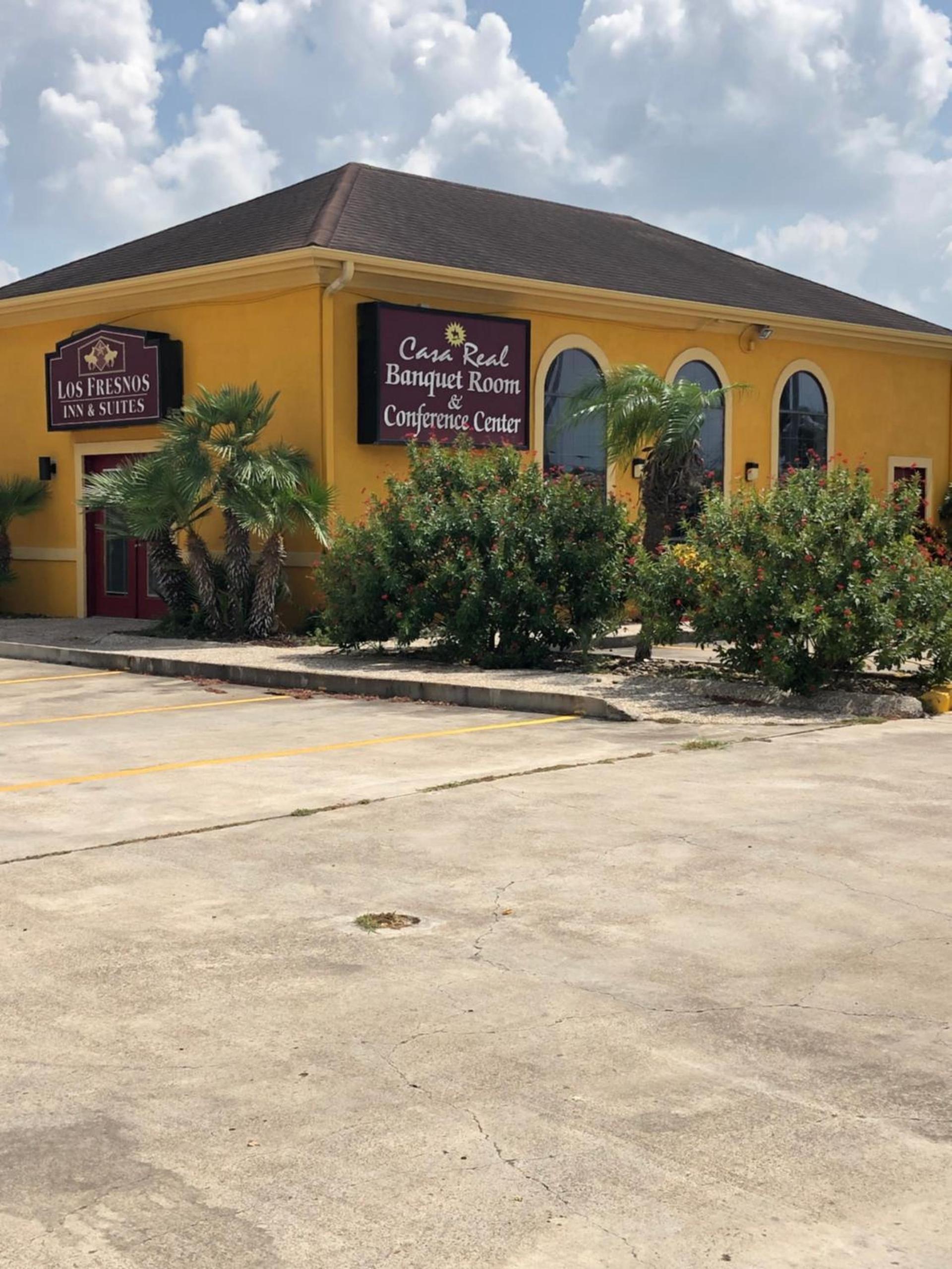Los Fresnos Inn and Suites photo 52