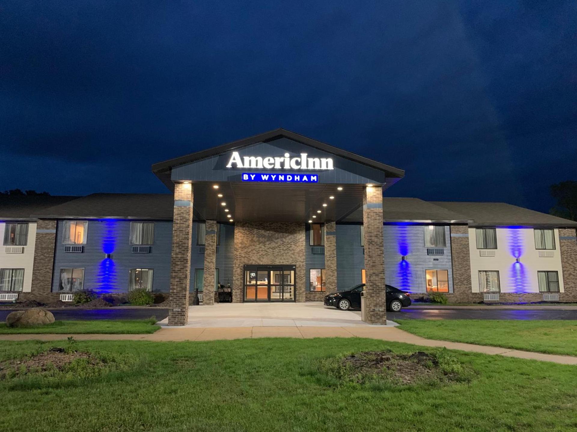 AmericInn by Wyndham Prairie du Chien — hotel in Prairie du Chien