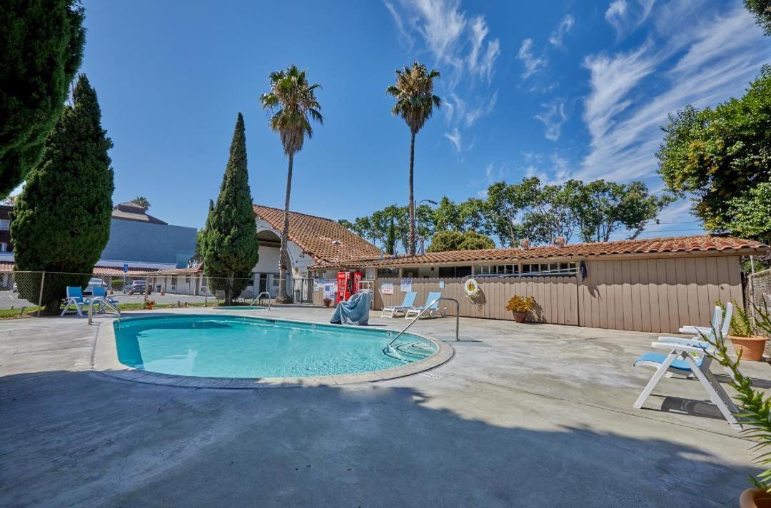 EZ 8 Motel San Jose I photo 18