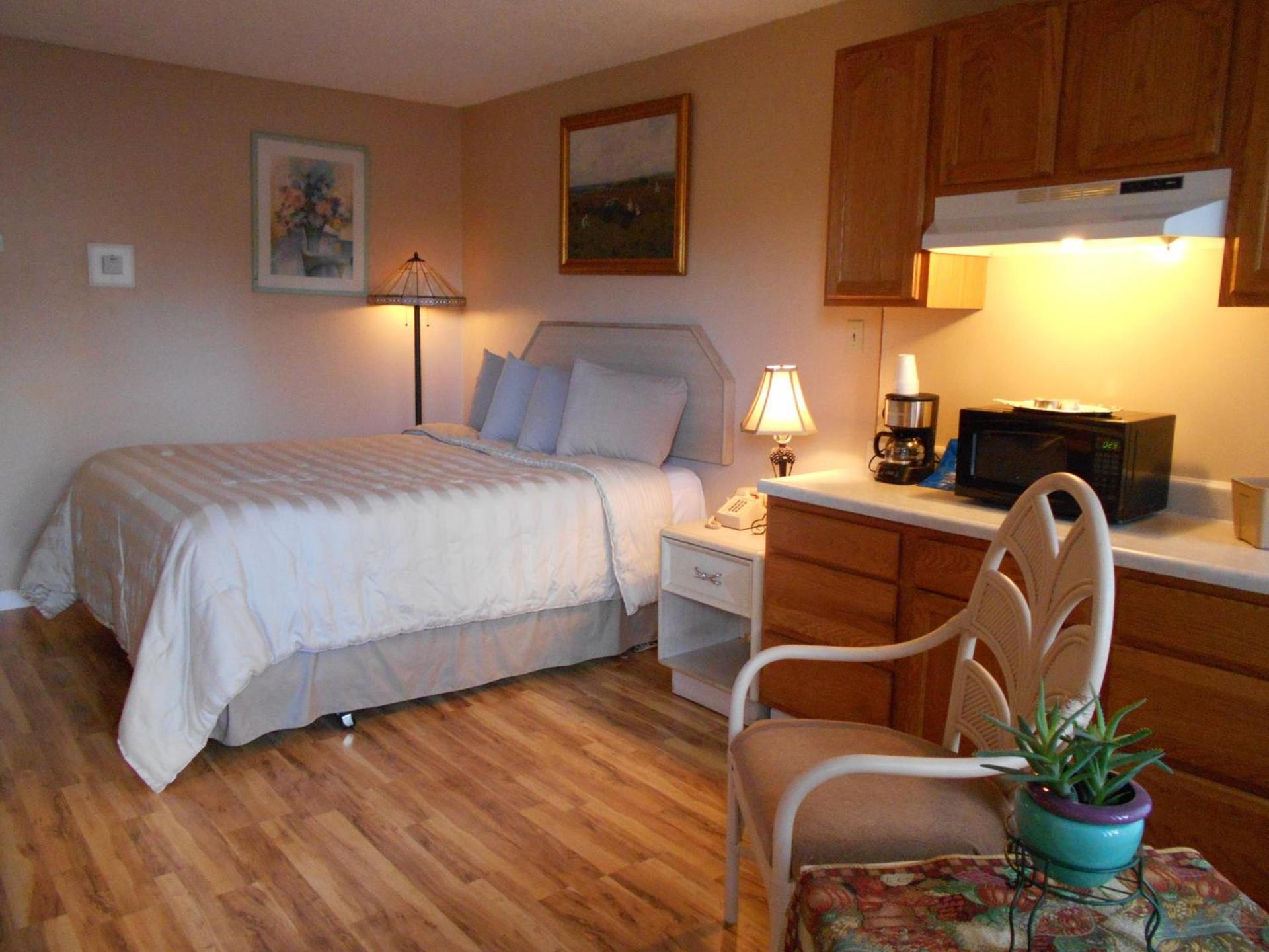 Victorian Inn photo 7