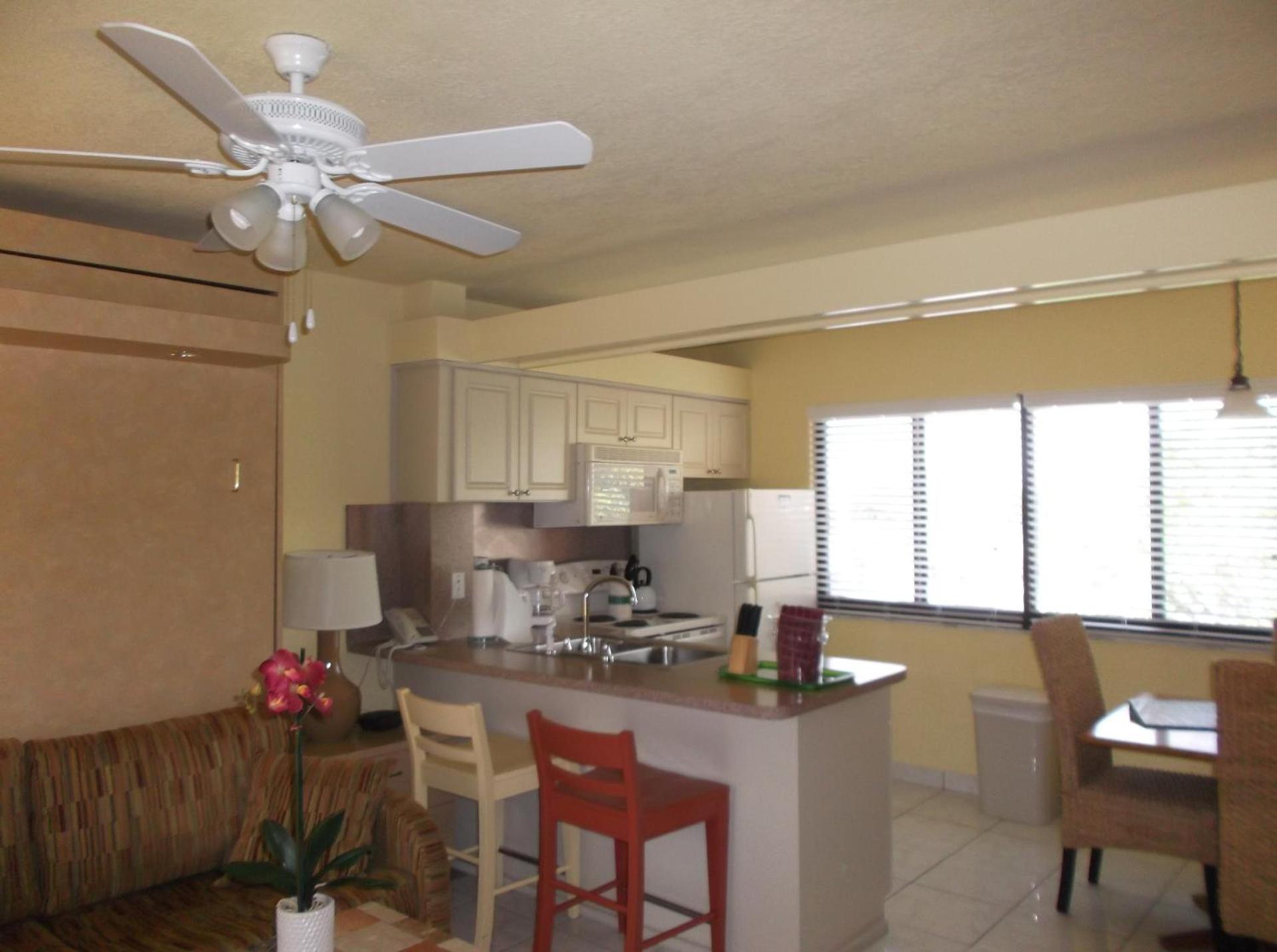 Hollywood Sands Resort photo 14