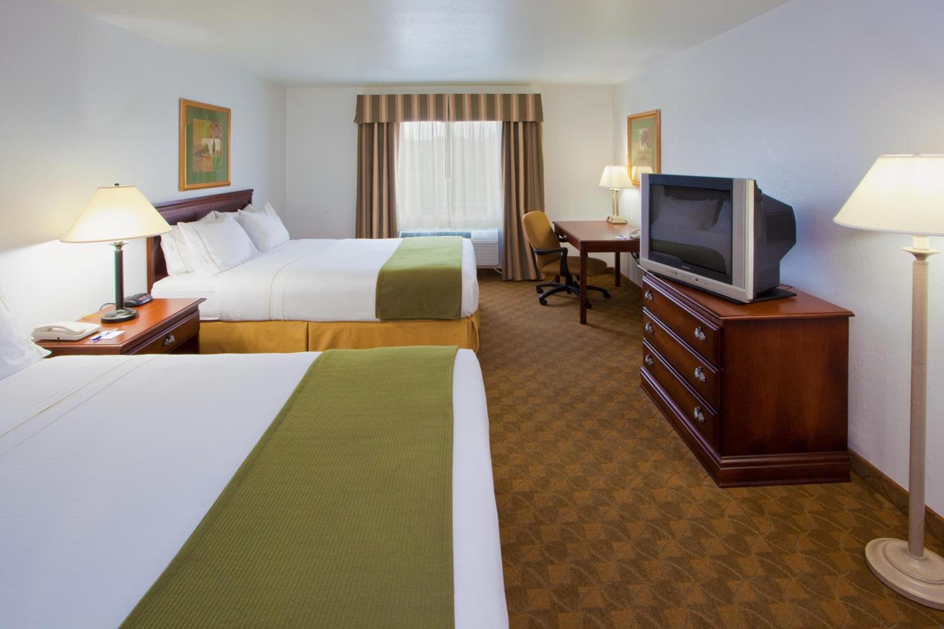 Holiday Inn Express Hotel & Suites Elkins by IHG photo 6