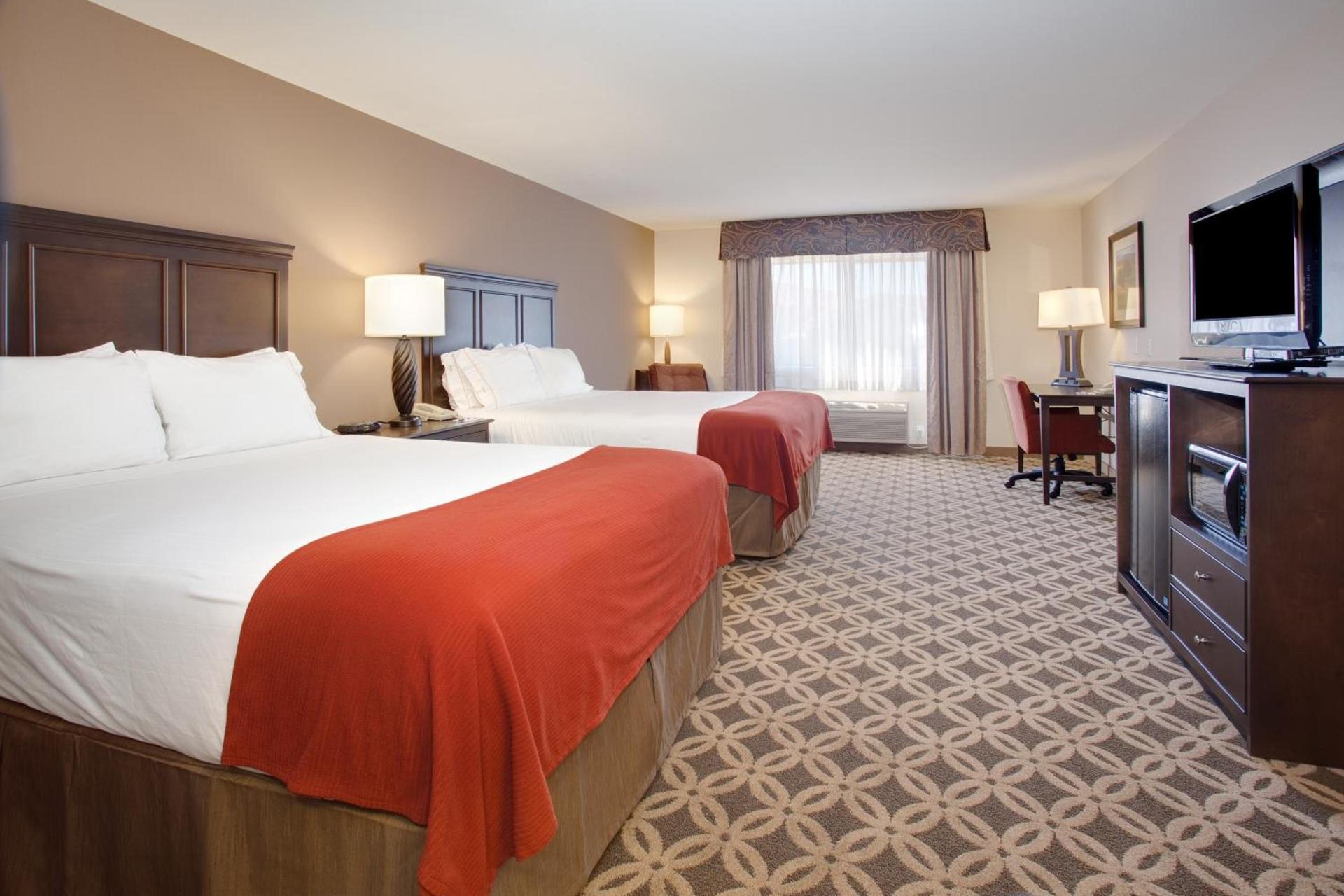 Holiday Inn Express Show Low by IHG photo 8