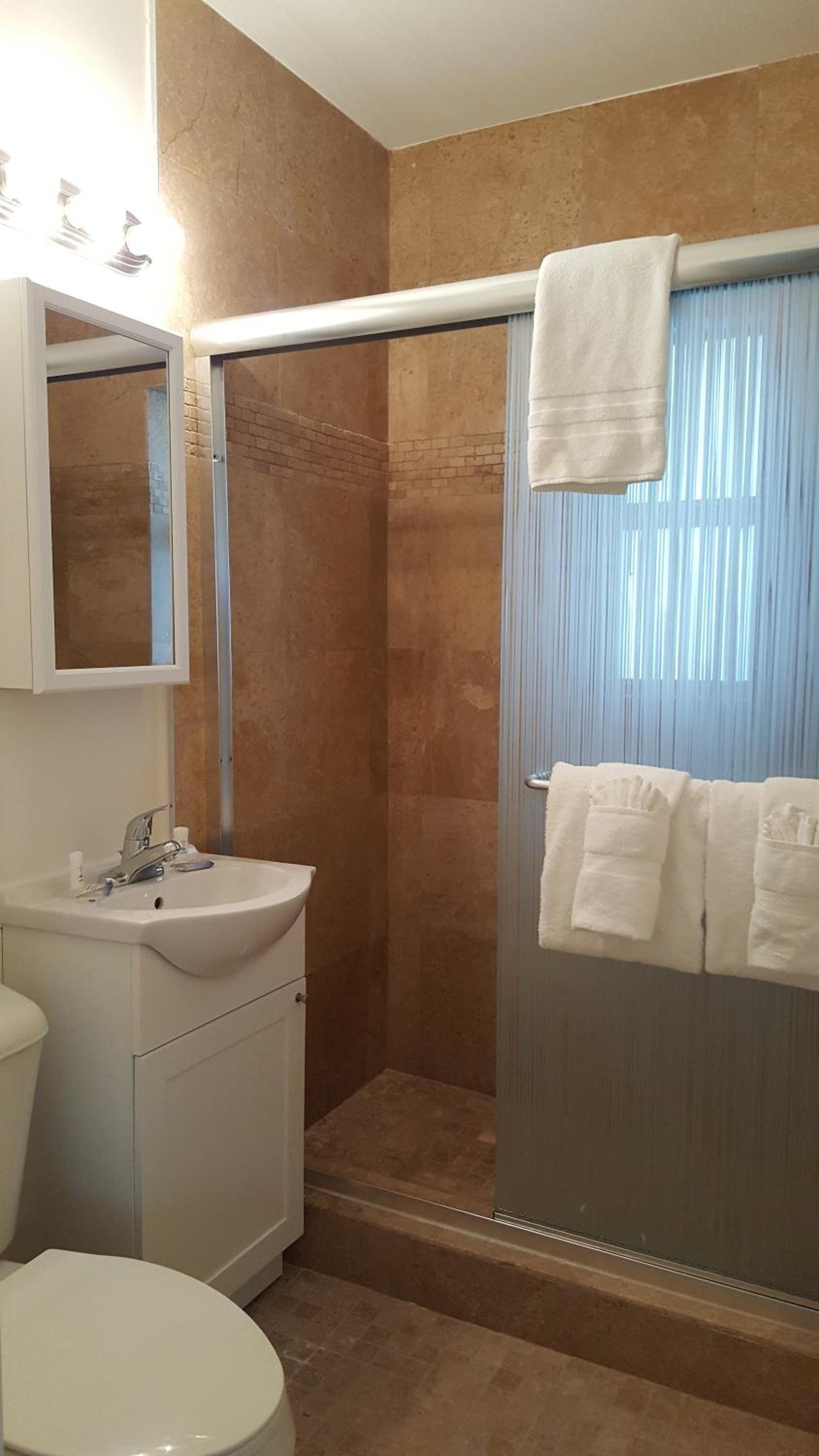 Coral Key Inn photo 49