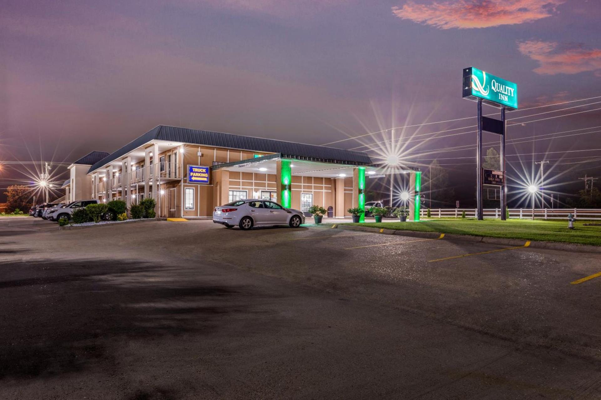 Quality Inn Forrest City I-40 photo 12
