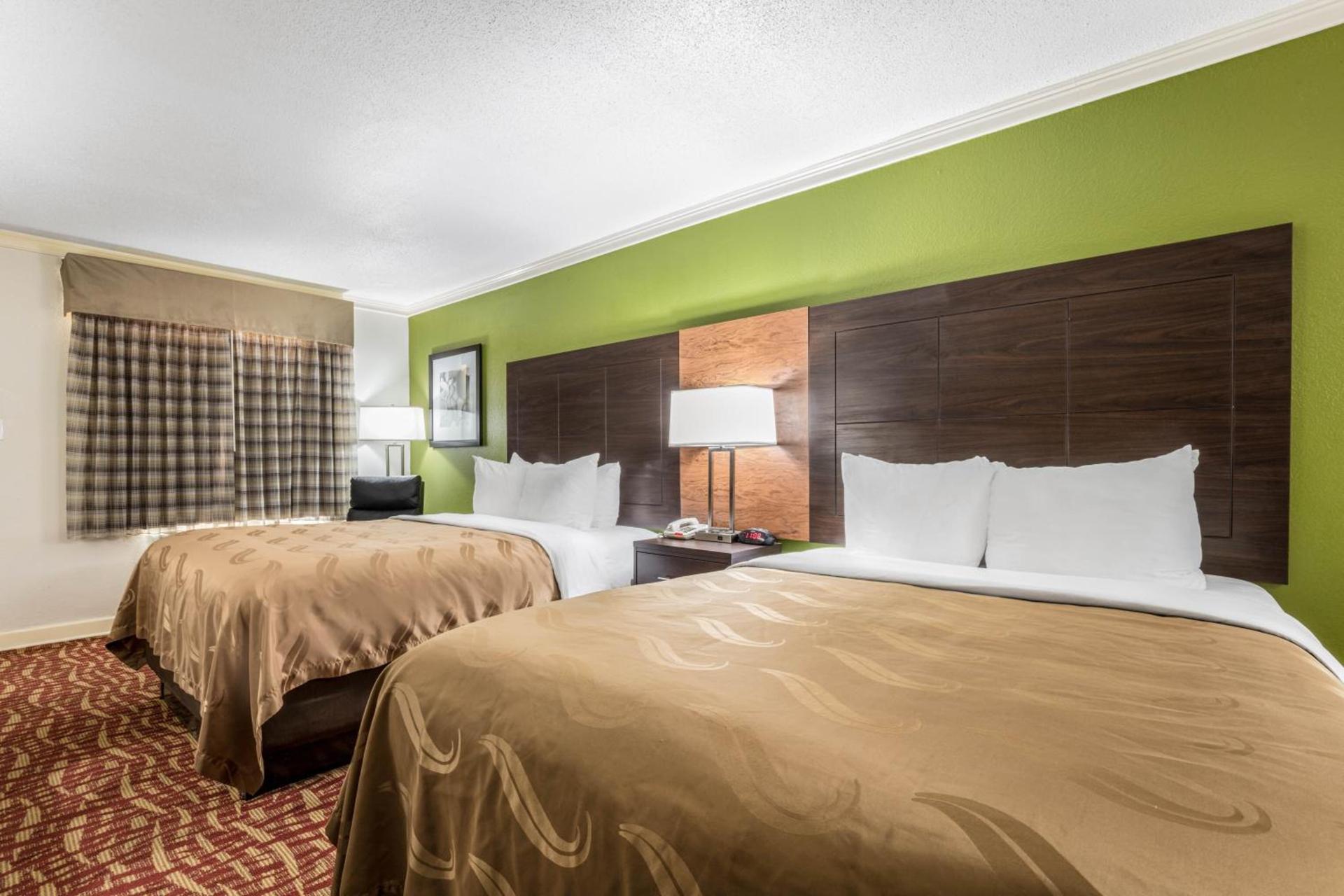 Quality Inn Forrest City I-40 photo 27