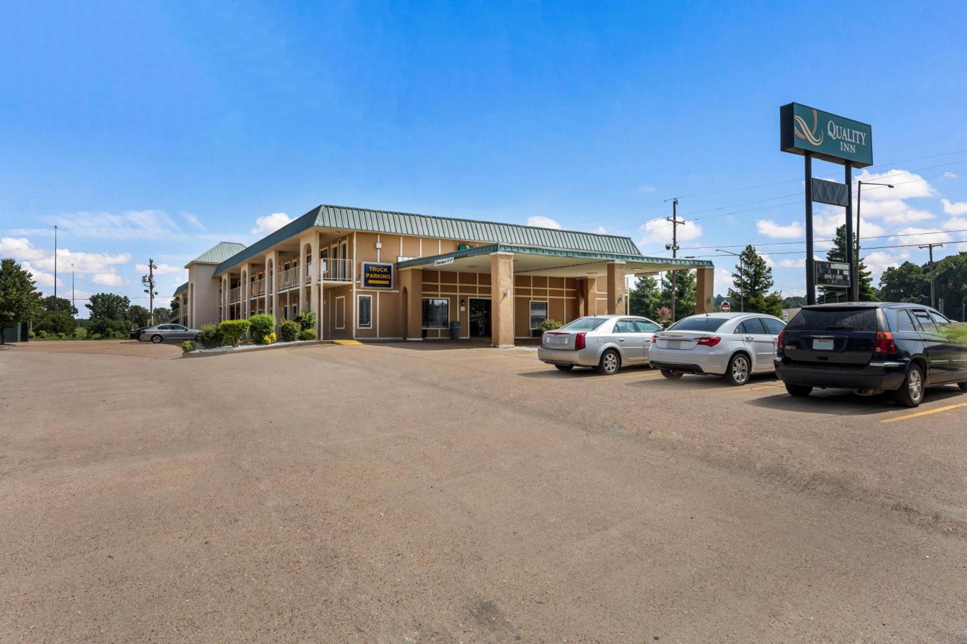 Quality Inn Forrest City I-40 photo 6