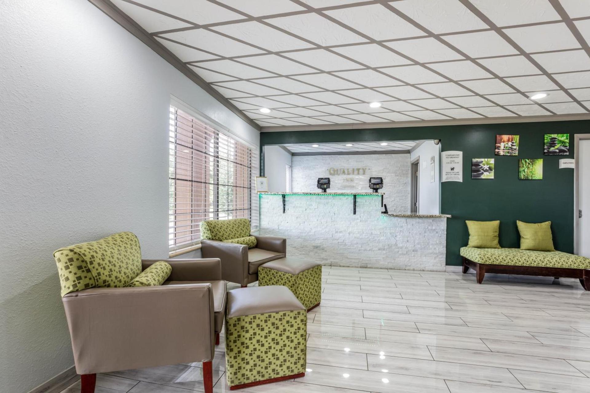 Quality Inn Forrest City I-40 photo 5