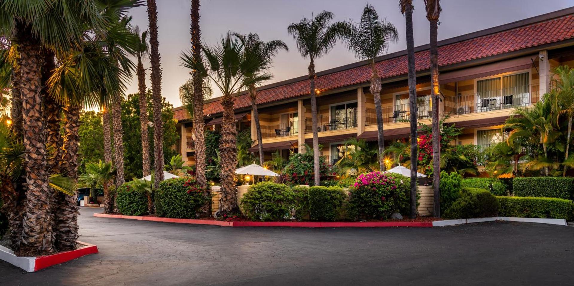 Hotel Pepper Tree Boutique Kitchen Studios - Anaheim photo 1
