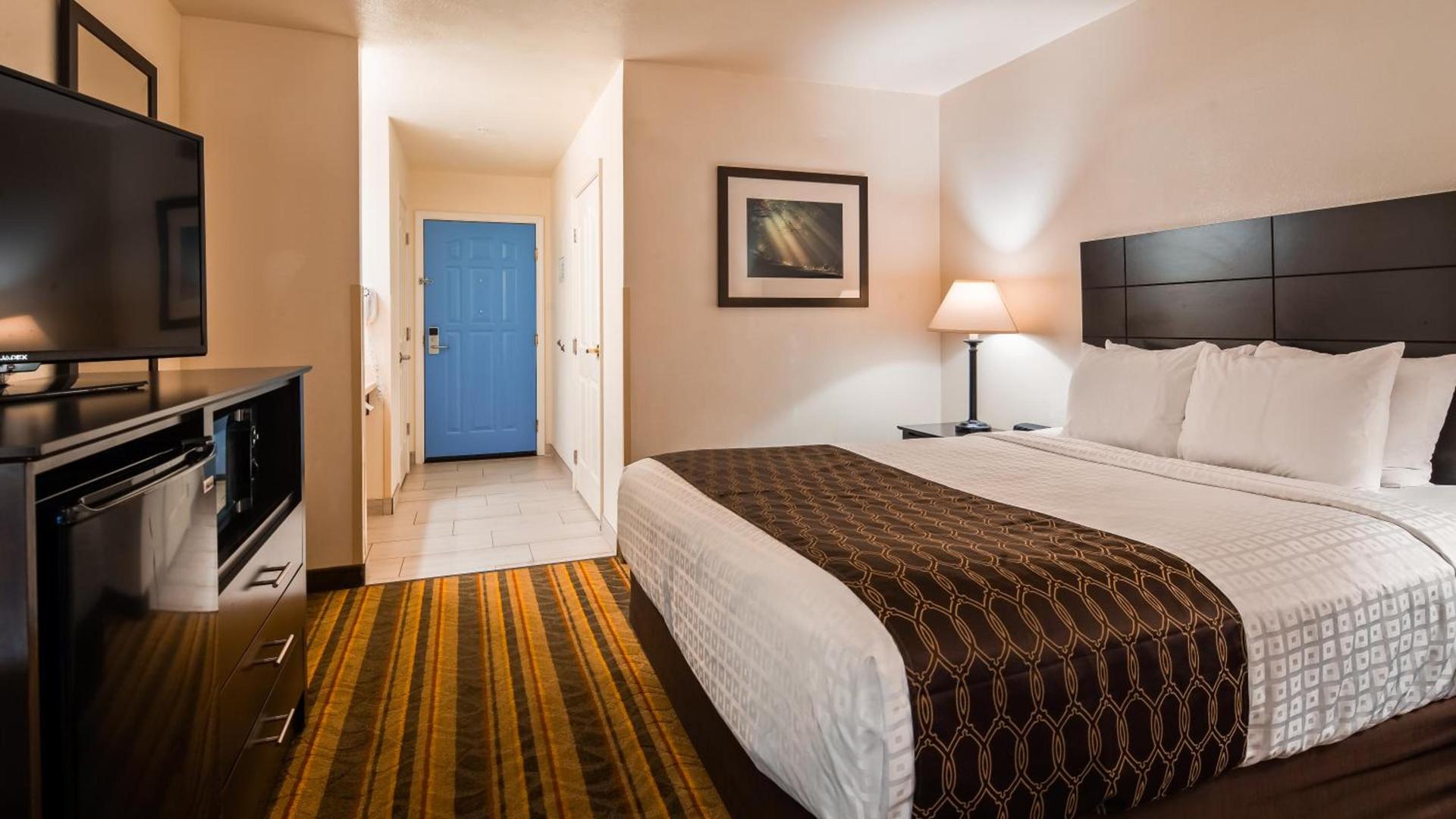 Best Western Visalia Hotel photo 48