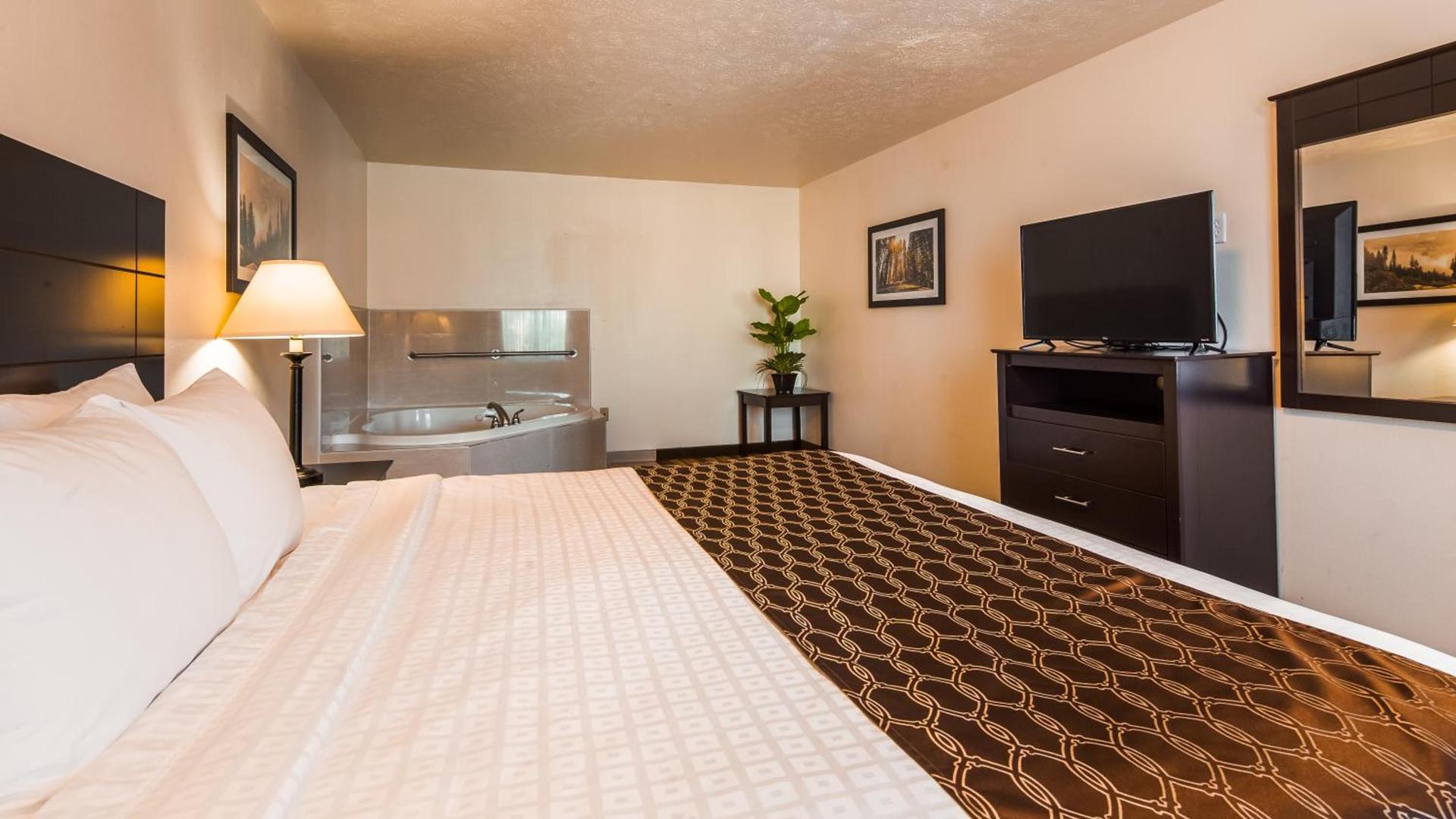Best Western Visalia Hotel photo 47