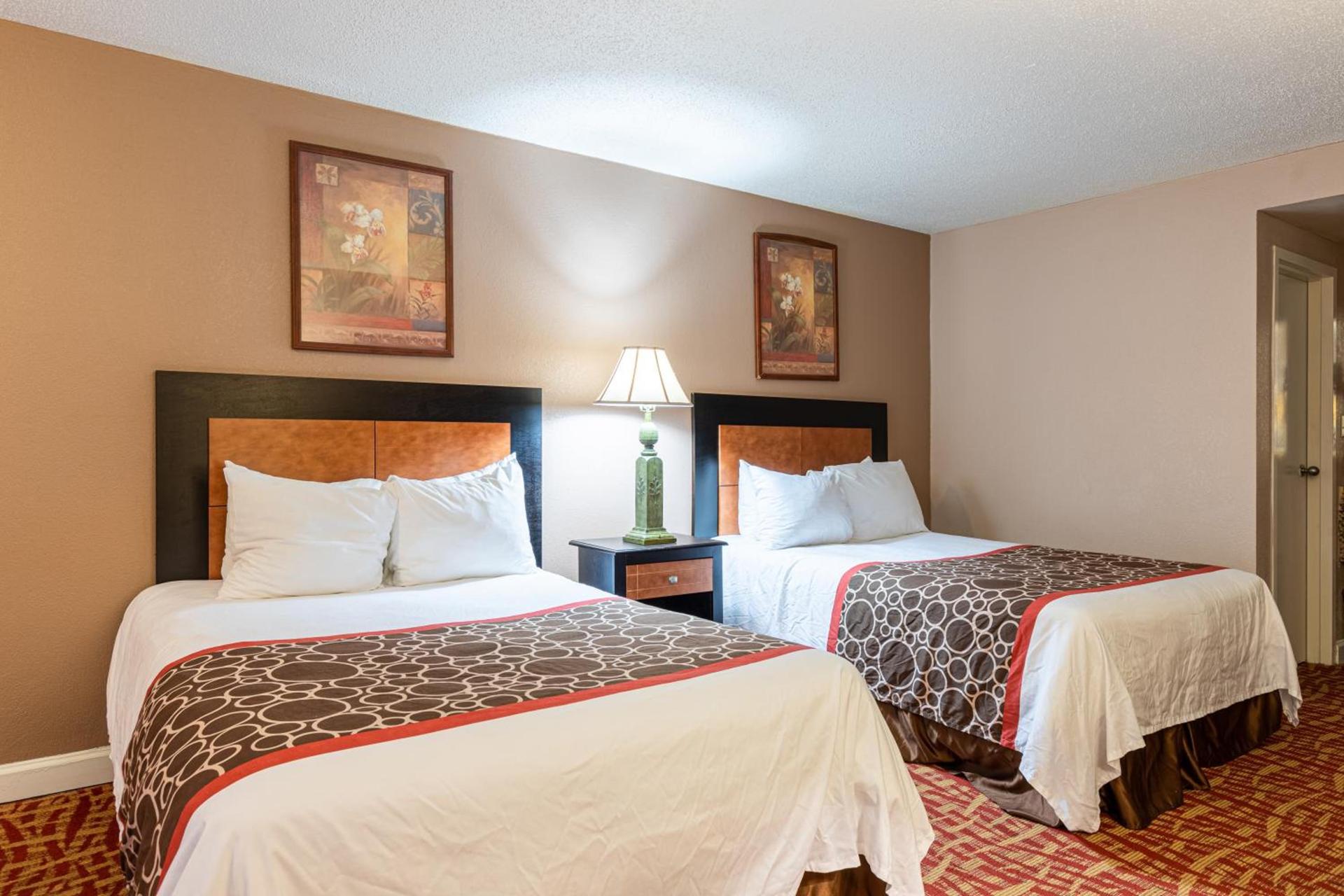 Sundial Inn photo 5