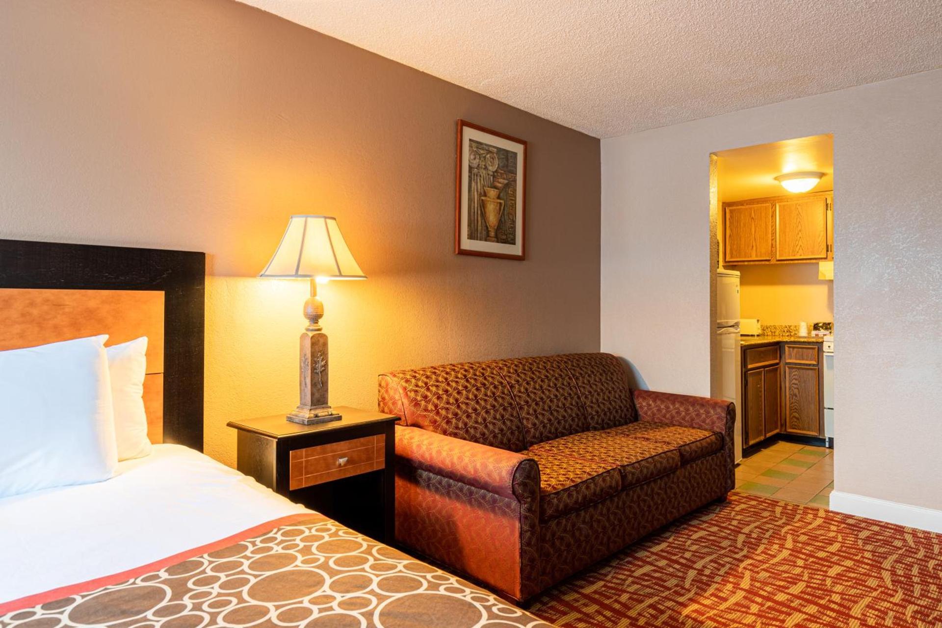 Sundial Inn photo 18