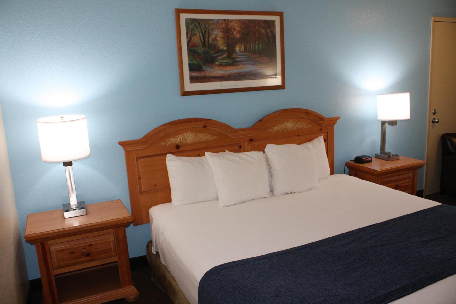 Baymont by Wyndham Yakima Riverfront photo 6
