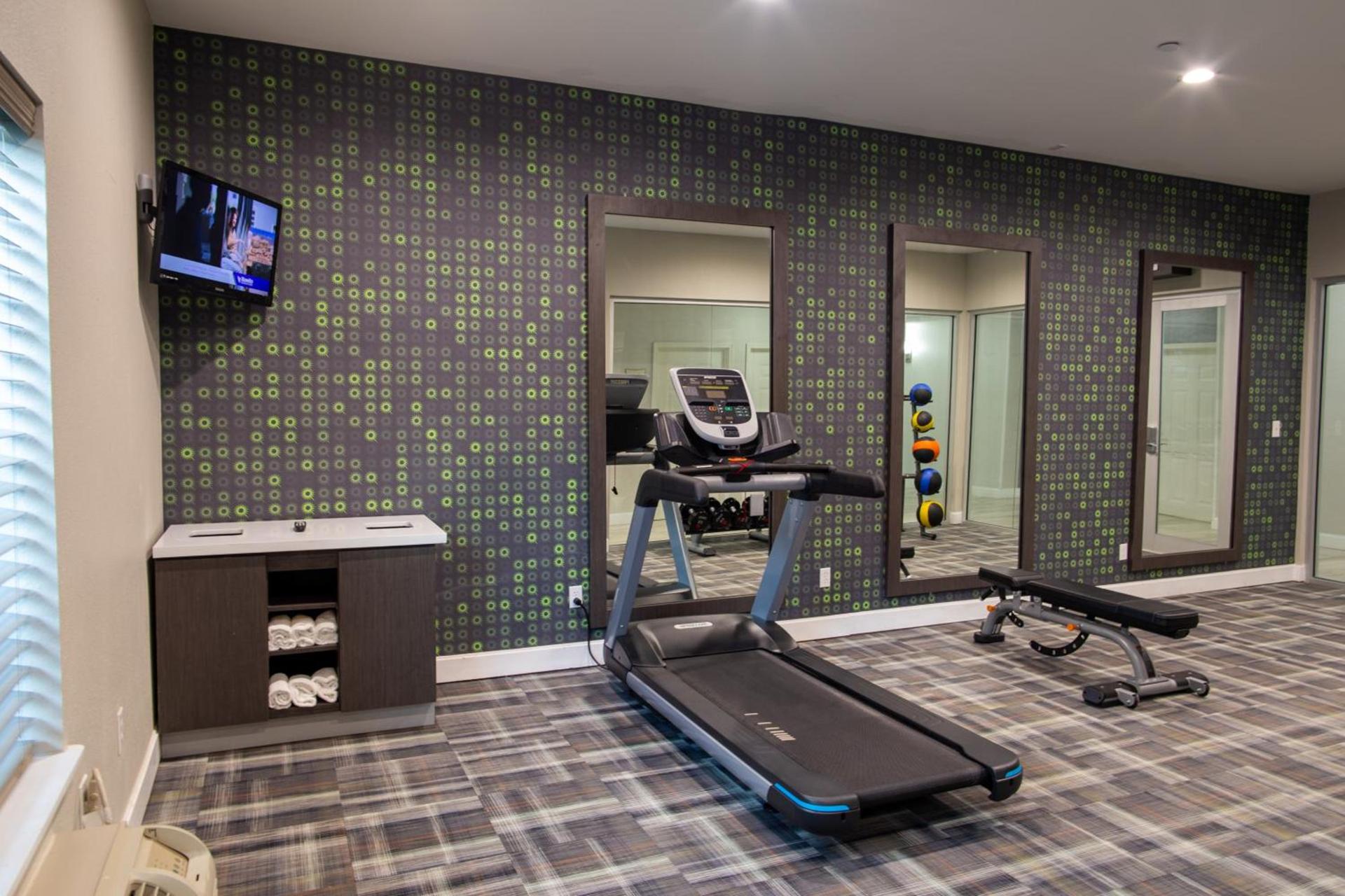 La Quinta by Wyndham Houston East at Normandy photo 16